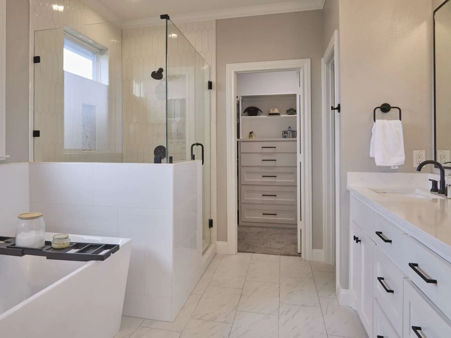 Single Family Residence For Sale in Mc Lennan County , 10124 Charmwood Drive, Waco, Texas 76712, 4 Bedroom, 3 Bathroom, 2 Garage spaces, 2,447 Sqft, built in 2023, mls#21390290, Real Estate Agent in Waco, Homes For Sale in Mc Lennan county, Homes For Sale in Waco, Realtor in Waco Texas, Real Estate Brokerage Independent Realty Texas, Luminita Cordes Realtor