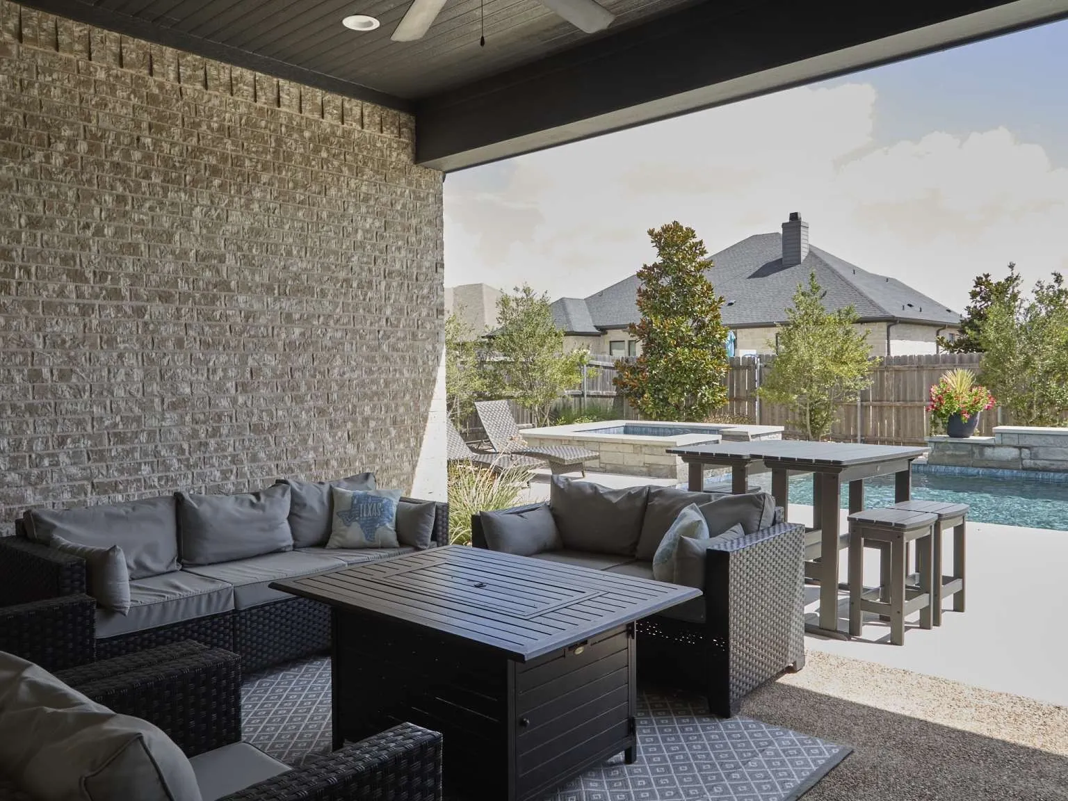 Single Family Residence For Sale in Mc Lennan County , 10124 Charmwood Drive, Waco, Texas 76712, 4 Bedroom, 3 Bathroom, 2 Garage spaces, 2,447 Sqft, built in 2023, mls#21390290, Real Estate Agent in Waco, Homes For Sale in Mc Lennan county, Homes For Sale in Waco, Realtor in Waco Texas, Real Estate Brokerage Independent Realty Texas, Luminita Cordes Realtor
