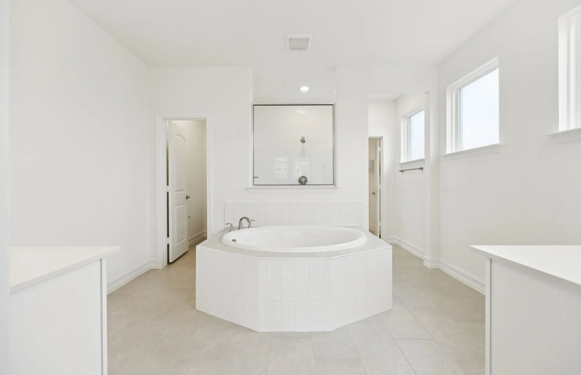 *Floorplan representation, not actual home - Owner's suite bathtub