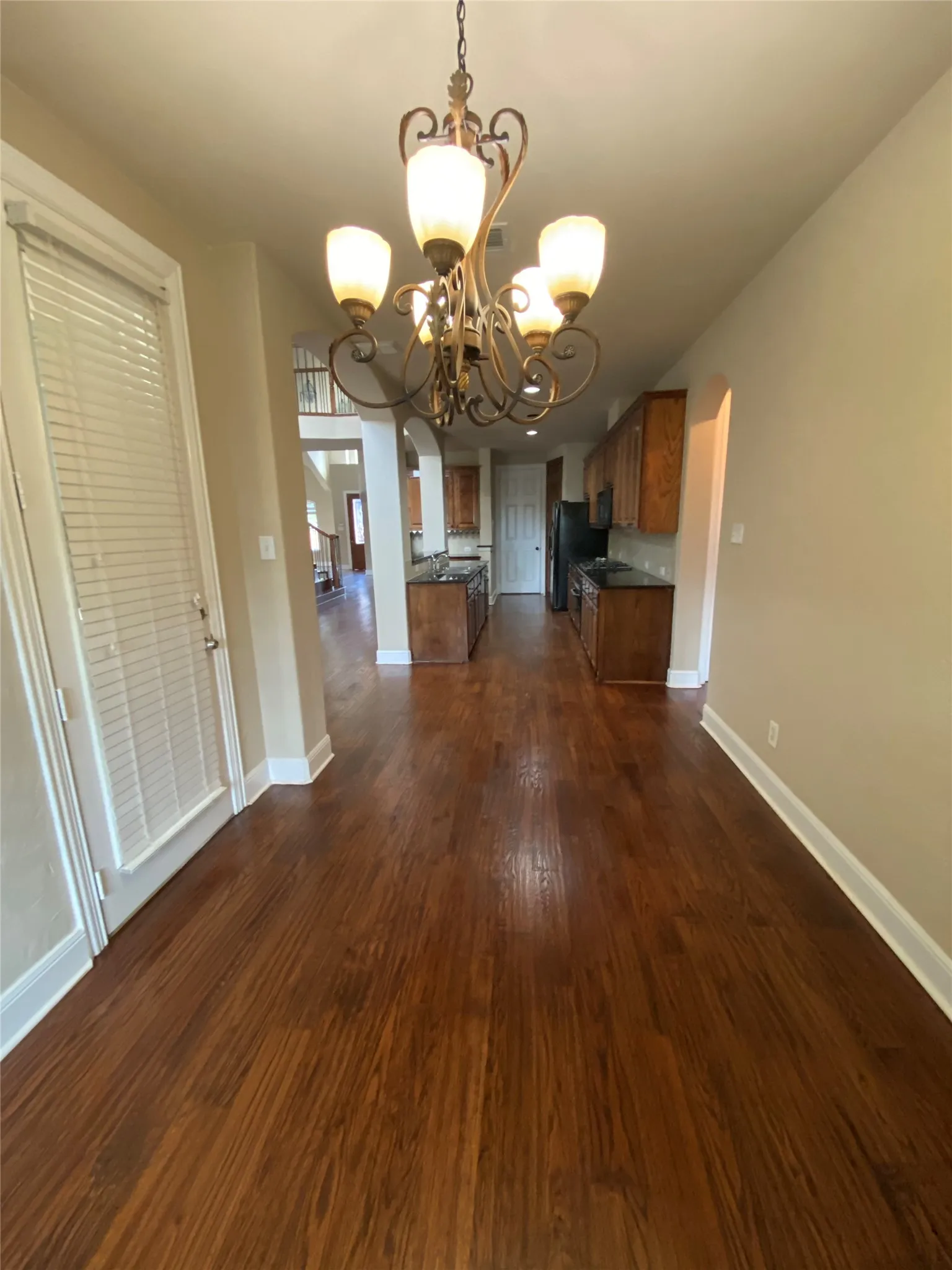 Single Family Residence For Rent in Dallas County , 10045 Bluewater Terrace, Irving, Texas 75063, 5 Bedroom, 5 Bathroom, 2 Garage spaces, 3,451 Sqft, built in 2005, mls#21390296, Real Estate Agent in Irving, Homes For Rent in Dallas county, Homes For Rent in Irving, Realtor in Irving Texas, Real Estate Brokerage Independent Realty Texas, Luminita Cordes Realtor