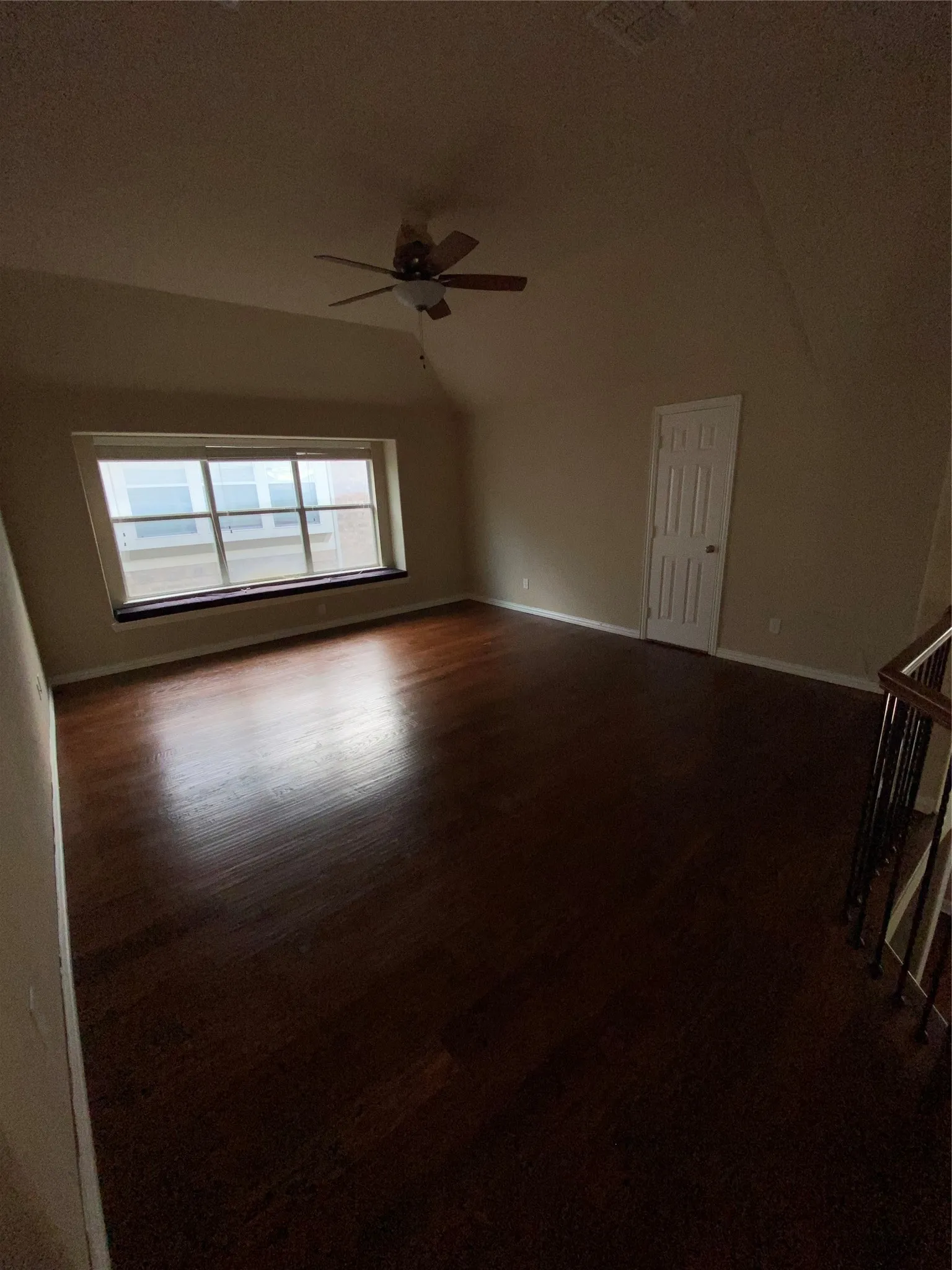 Single Family Residence For Rent in Dallas County , 10045 Bluewater Terrace, Irving, Texas 75063, 5 Bedroom, 5 Bathroom, 2 Garage spaces, 3,451 Sqft, built in 2005, mls#21390296, Real Estate Agent in Irving, Homes For Rent in Dallas county, Homes For Rent in Irving, Realtor in Irving Texas, Real Estate Brokerage Independent Realty Texas, Luminita Cordes Realtor