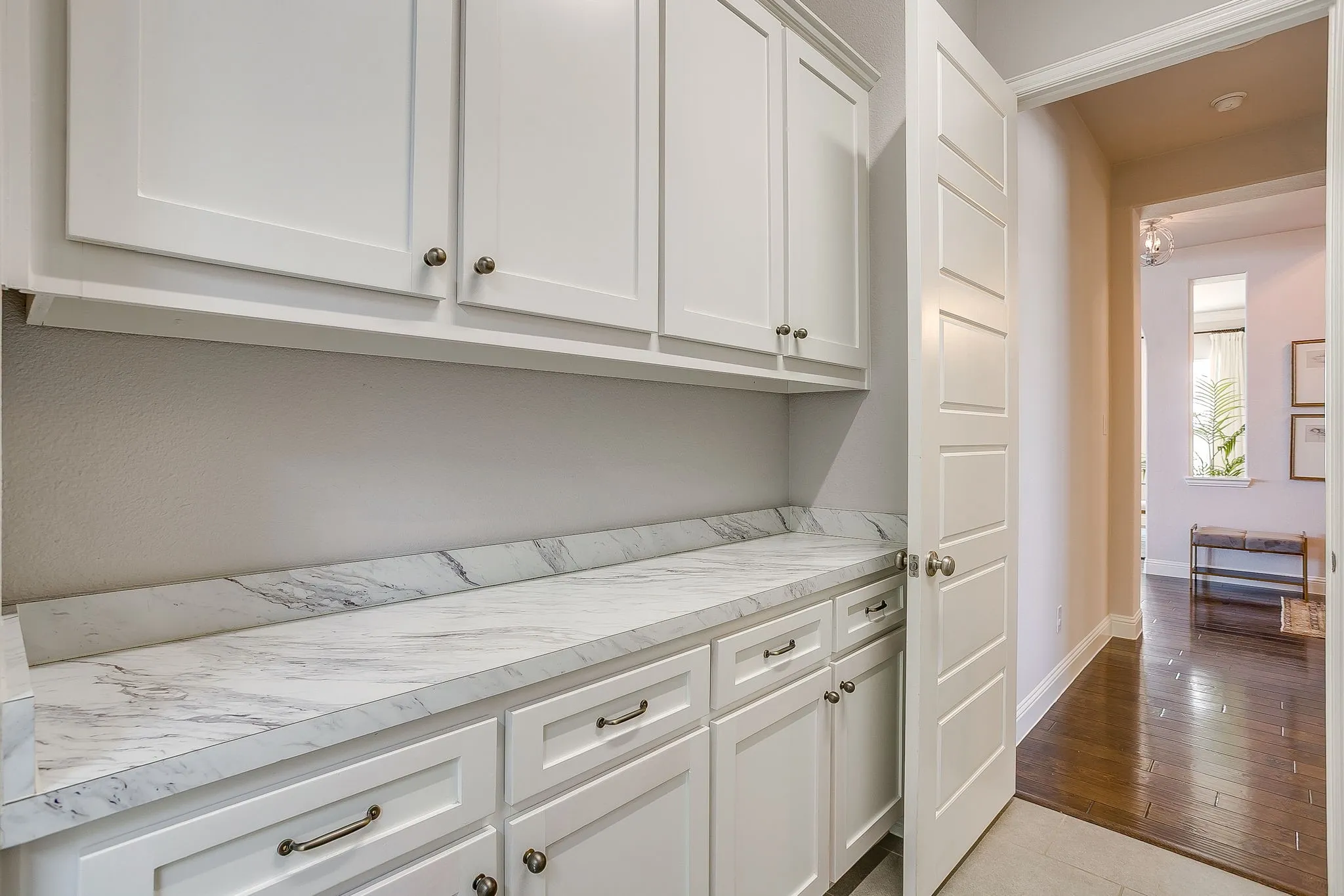 Single Family Residence For Sale in Parker County , 13821 Parkline Way, Fort Worth, Texas 76008, 4 Bedroom, 4 Bathroom, 2 Garage spaces, 3,801 Sqft, built in 2017, mls#21383201, Real Estate Agent in Fort Worth, Homes For Sale in Parker county, Homes For Sale in Fort Worth, Realtor in Fort Worth Texas, Real Estate Brokerage Independent Realty Texas, Luminita Cordes Realtor