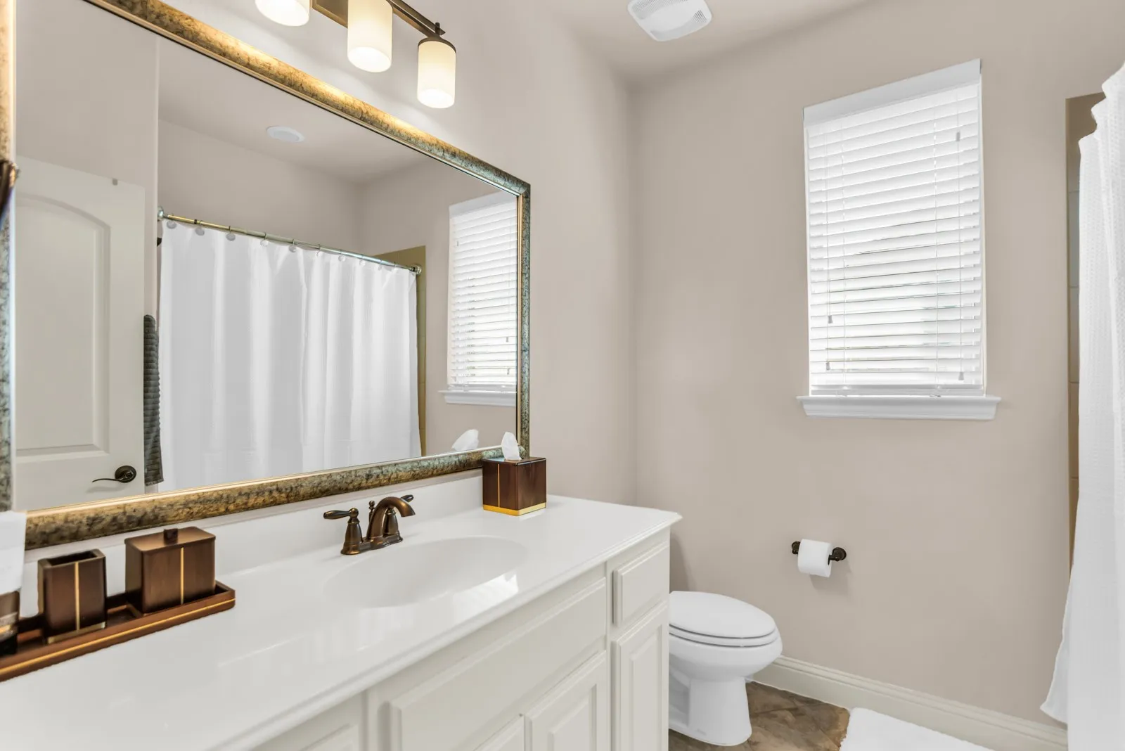 Single Family Residence For Sale in Collin County , 1859 Wood Duck Lane, Allen, Texas 75013, 4 Bedroom, 4 Bathroom, 3 Garage spaces, 3,164 Sqft, built in 2015, mls#21388416, Real Estate Agent in Allen, Homes For Sale in Collin county, Homes For Sale in Allen, Realtor in Allen Texas, Real Estate Brokerage Independent Realty Texas, Luminita Cordes Realtor