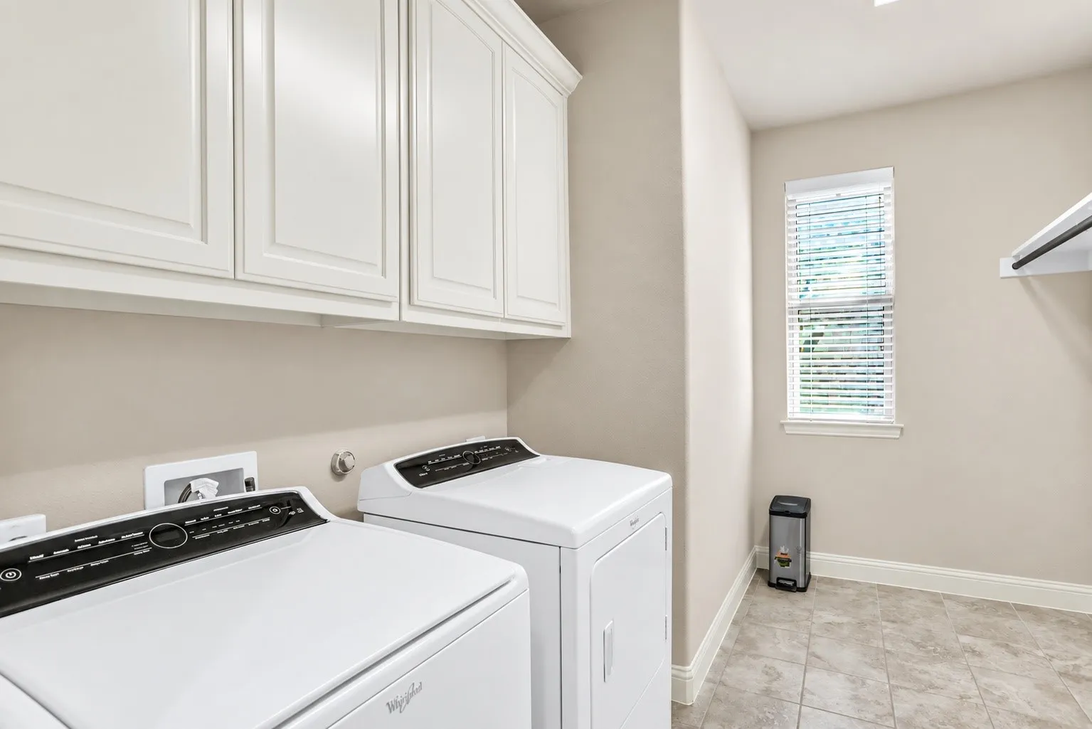 Single Family Residence For Sale in Collin County , 1859 Wood Duck Lane, Allen, Texas 75013, 4 Bedroom, 4 Bathroom, 3 Garage spaces, 3,164 Sqft, built in 2015, mls#21388416, Real Estate Agent in Allen, Homes For Sale in Collin county, Homes For Sale in Allen, Realtor in Allen Texas, Real Estate Brokerage Independent Realty Texas, Luminita Cordes Realtor