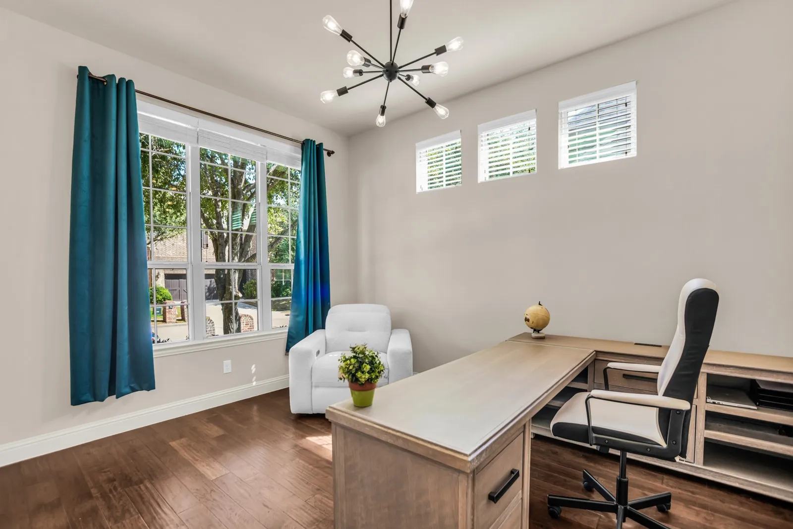 Single Family Residence For Sale in Collin County , 1859 Wood Duck Lane, Allen, Texas 75013, 4 Bedroom, 4 Bathroom, 3 Garage spaces, 3,164 Sqft, built in 2015, mls#21388416, Real Estate Agent in Allen, Homes For Sale in Collin county, Homes For Sale in Allen, Realtor in Allen Texas, Real Estate Brokerage Independent Realty Texas, Luminita Cordes Realtor