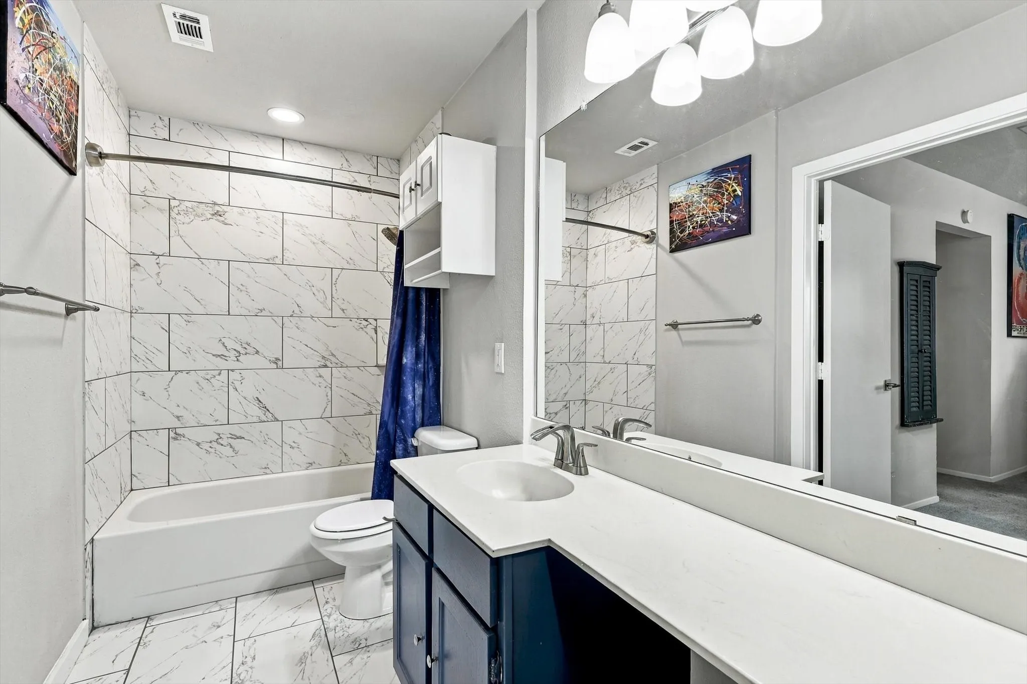 Condominium For Sale in Dallas County , 5335 Bent Tree Forest Drive 216, Dallas, Texas 75248, 2 Bedroom, 2 Bathroom, Garage spaces, 1,137 Sqft, built in 1981, mls#21389283, Real Estate Agent in Dallas, Homes For Sale in Dallas county, Homes For Sale in Dallas, Realtor in Dallas Texas, Real Estate Brokerage Independent Realty Texas, Luminita Cordes Realtor
