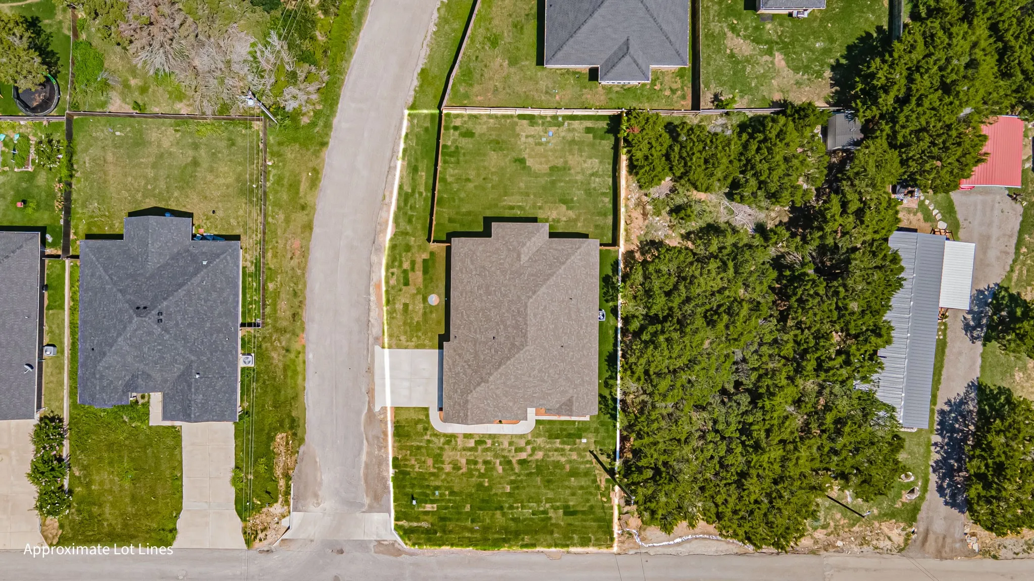 Single Family Residence For Sale in Hood County , 2600 Creek Drive, Granbury, Texas 76048, 3 Bedroom, 2 Bathroom, 2 Garage spaces, 1,601 Sqft, built in 2025, mls#21390299, Real Estate Agent in Granbury, Homes For Sale in Hood county, Homes For Sale in Granbury, Realtor in Granbury Texas, Real Estate Brokerage Independent Realty Texas, Luminita Cordes Realtor