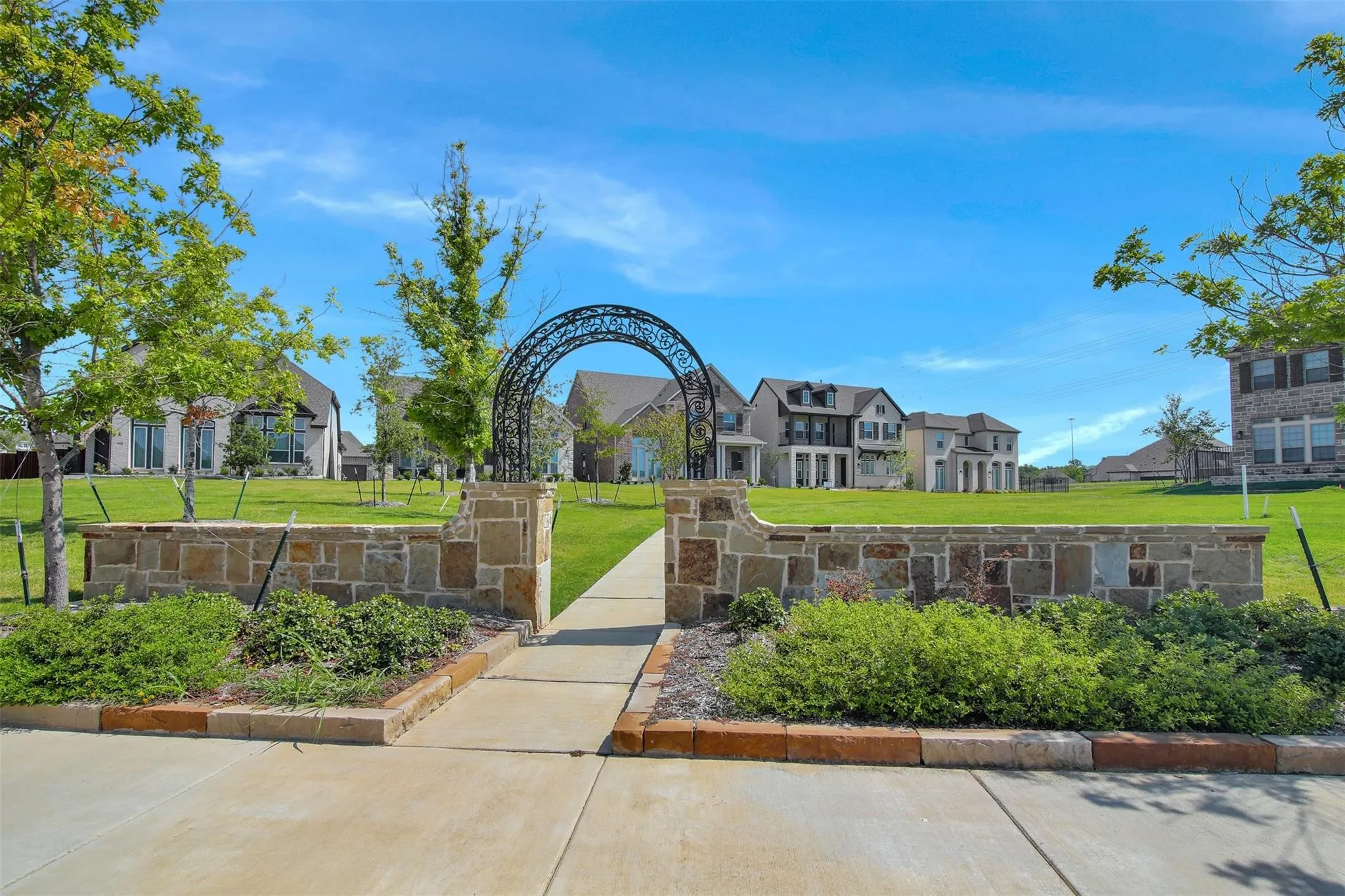Single Family Residence For Rent in Collin County , 1026 Billy Lane, Allen, Texas 75013, 3 Bedroom, 3 Bathroom, 2 Garage spaces, 2,407 Sqft, built in 2019, mls#21389899, Real Estate Agent in Allen, Homes For Rent in Collin county, Homes For Rent in Allen, Realtor in Allen Texas, Real Estate Brokerage Independent Realty Texas, Luminita Cordes Realtor