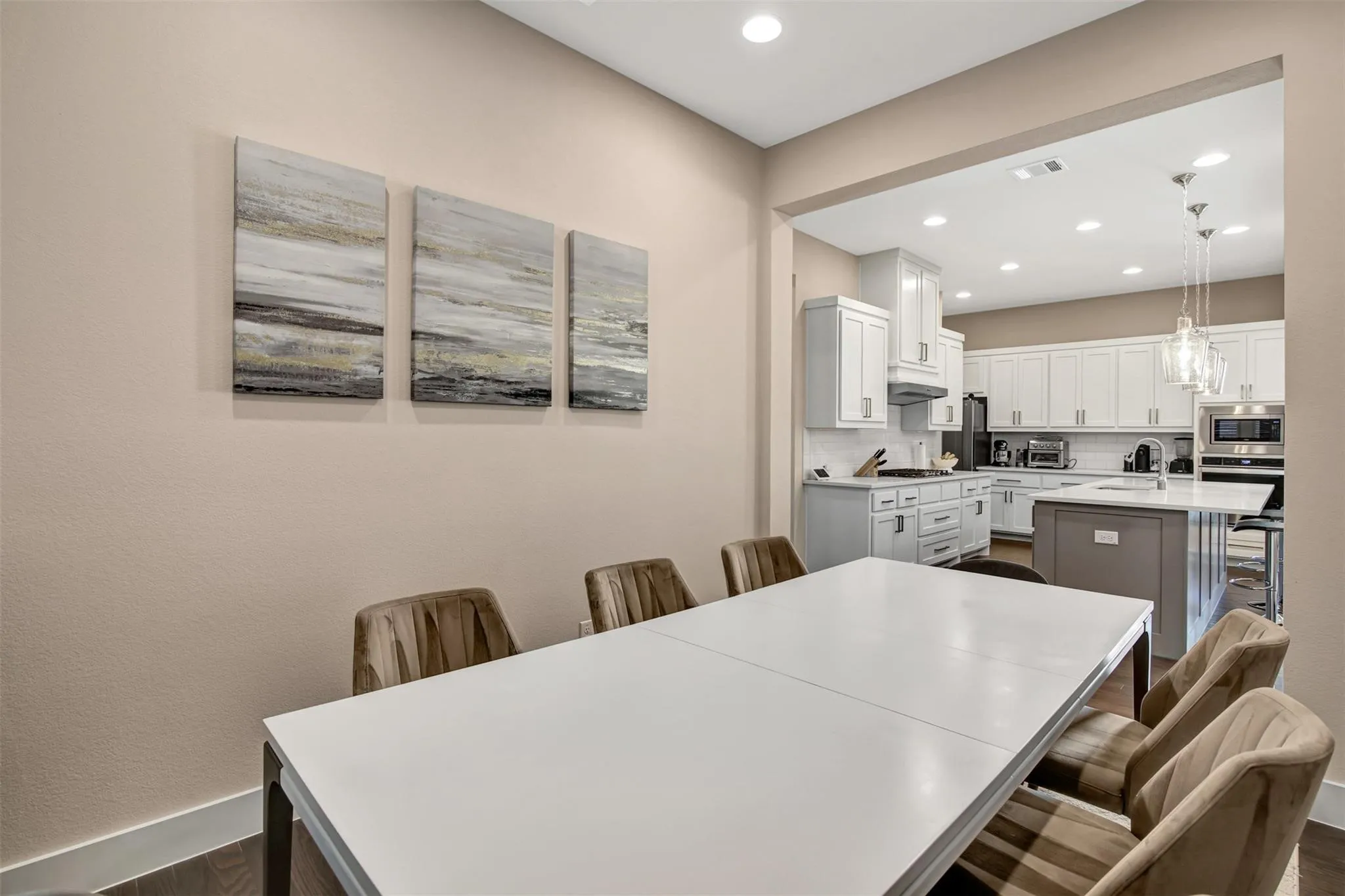 Single Family Residence For Rent in Collin County , 1026 Billy Lane, Allen, Texas 75013, 3 Bedroom, 3 Bathroom, 2 Garage spaces, 2,407 Sqft, built in 2019, mls#21389899, Real Estate Agent in Allen, Homes For Rent in Collin county, Homes For Rent in Allen, Realtor in Allen Texas, Real Estate Brokerage Independent Realty Texas, Luminita Cordes Realtor