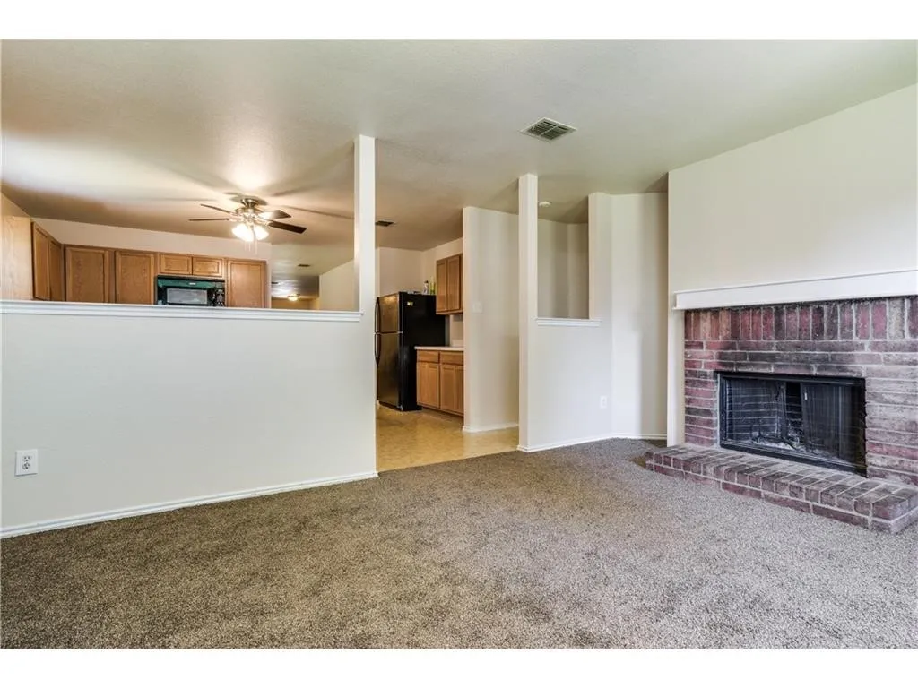 Single Family Residence For Sale in Tarrant County , 4313 Kyleigh Drive, Fort Worth, Texas 76123, 4 Bedroom, 2 Bathroom, 2 Garage spaces, 2,204 Sqft, built in 2006, mls#21390304, Real Estate Agent in Fort Worth, Homes For Sale in Tarrant county, Homes For Sale in Fort Worth, Realtor in Fort Worth Texas, Real Estate Brokerage Independent Realty Texas, Luminita Cordes Realtor