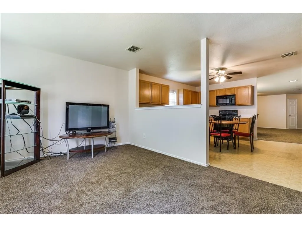 Single Family Residence For Sale in Tarrant County , 4313 Kyleigh Drive, Fort Worth, Texas 76123, 4 Bedroom, 2 Bathroom, 2 Garage spaces, 2,204 Sqft, built in 2006, mls#21390304, Real Estate Agent in Fort Worth, Homes For Sale in Tarrant county, Homes For Sale in Fort Worth, Realtor in Fort Worth Texas, Real Estate Brokerage Independent Realty Texas, Luminita Cordes Realtor