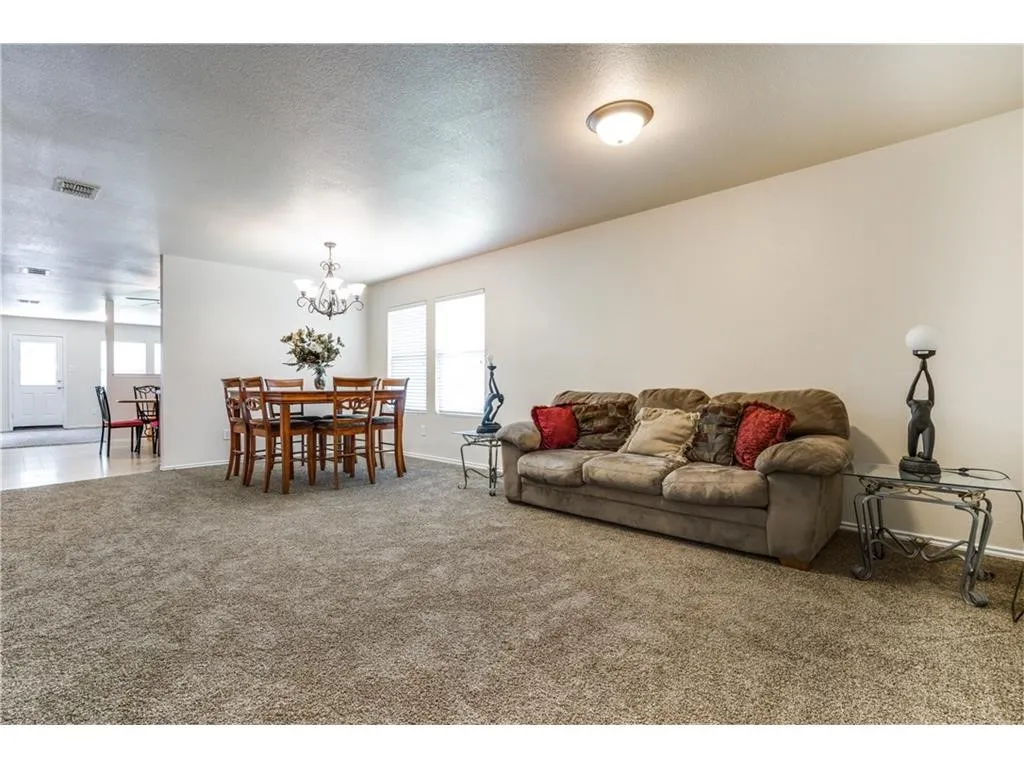 Single Family Residence For Sale in Tarrant County , 4313 Kyleigh Drive, Fort Worth, Texas 76123, 4 Bedroom, 2 Bathroom, 2 Garage spaces, 2,204 Sqft, built in 2006, mls#21390304, Real Estate Agent in Fort Worth, Homes For Sale in Tarrant county, Homes For Sale in Fort Worth, Realtor in Fort Worth Texas, Real Estate Brokerage Independent Realty Texas, Luminita Cordes Realtor