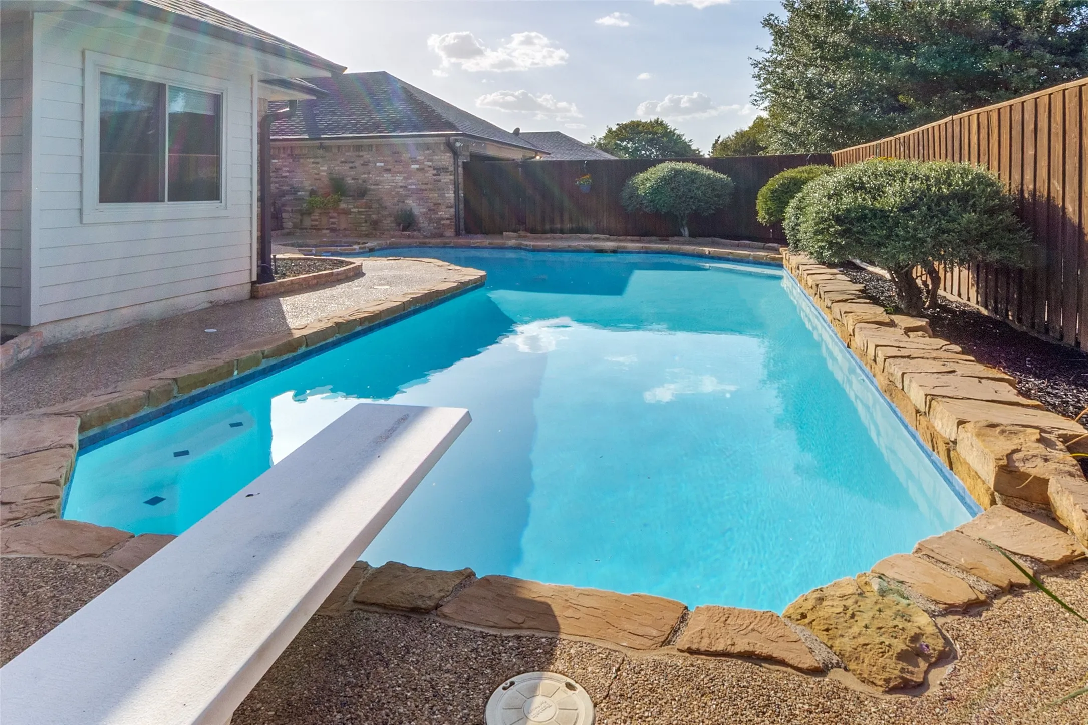 Single Family Residence For Sale in Dallas County , 16308 Fallkirk Drive, Dallas, Texas 75248, 4 Bedroom, 3 Bathroom, 2 Garage spaces, 3,221 Sqft, built in 1976, mls#21387950, Real Estate Agent in Dallas, Homes For Sale in Dallas county, Homes For Sale in Dallas, Realtor in Dallas Texas, Real Estate Brokerage Independent Realty Texas, Luminita Cordes Realtor
