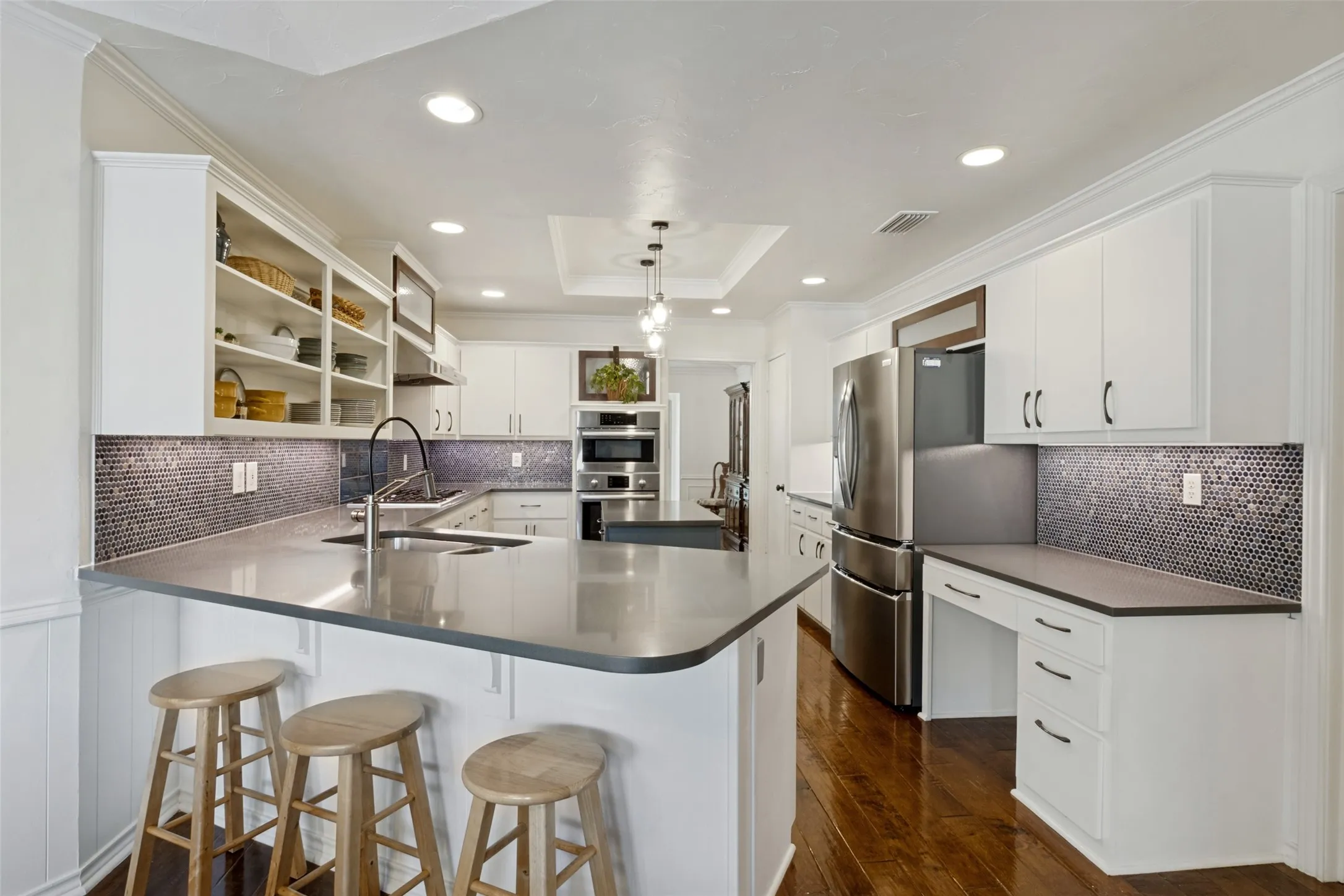 Single Family Residence For Sale in Dallas County , 16308 Fallkirk Drive, Dallas, Texas 75248, 4 Bedroom, 3 Bathroom, 2 Garage spaces, 3,221 Sqft, built in 1976, mls#21387950, Real Estate Agent in Dallas, Homes For Sale in Dallas county, Homes For Sale in Dallas, Realtor in Dallas Texas, Real Estate Brokerage Independent Realty Texas, Luminita Cordes Realtor