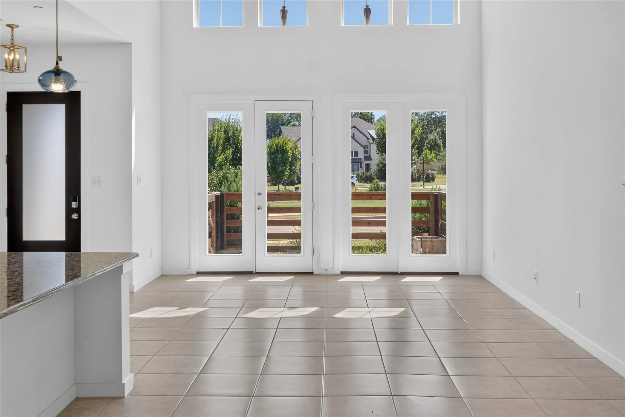 Townhouse For Rent in Collin County , 309 Sugarmaple Lane, Mc Kinney, Texas 75071, 3 Bedroom, 3 Bathroom, 2 Garage spaces, 1,819 Sqft, built in 2022, mls#21390291, Real Estate Agent in Mc Kinney, Homes For Rent in Collin county, Homes For Rent in Mc Kinney, Realtor in Mc Kinney Texas, Real Estate Brokerage Independent Realty Texas, Luminita Cordes Realtor