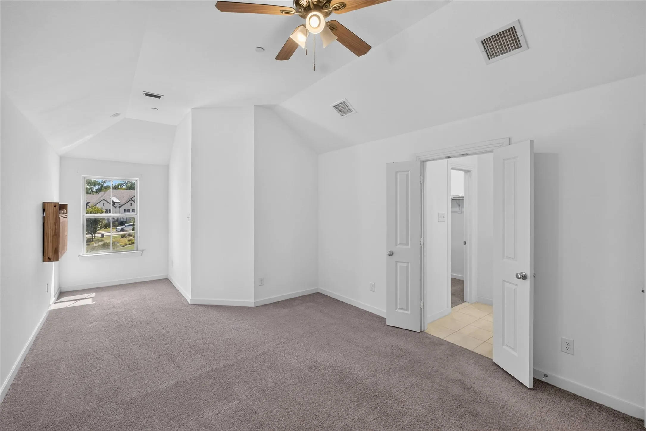Townhouse For Rent in Collin County , 309 Sugarmaple Lane, Mc Kinney, Texas 75071, 3 Bedroom, 3 Bathroom, 2 Garage spaces, 1,819 Sqft, built in 2022, mls#21390291, Real Estate Agent in Mc Kinney, Homes For Rent in Collin county, Homes For Rent in Mc Kinney, Realtor in Mc Kinney Texas, Real Estate Brokerage Independent Realty Texas, Luminita Cordes Realtor