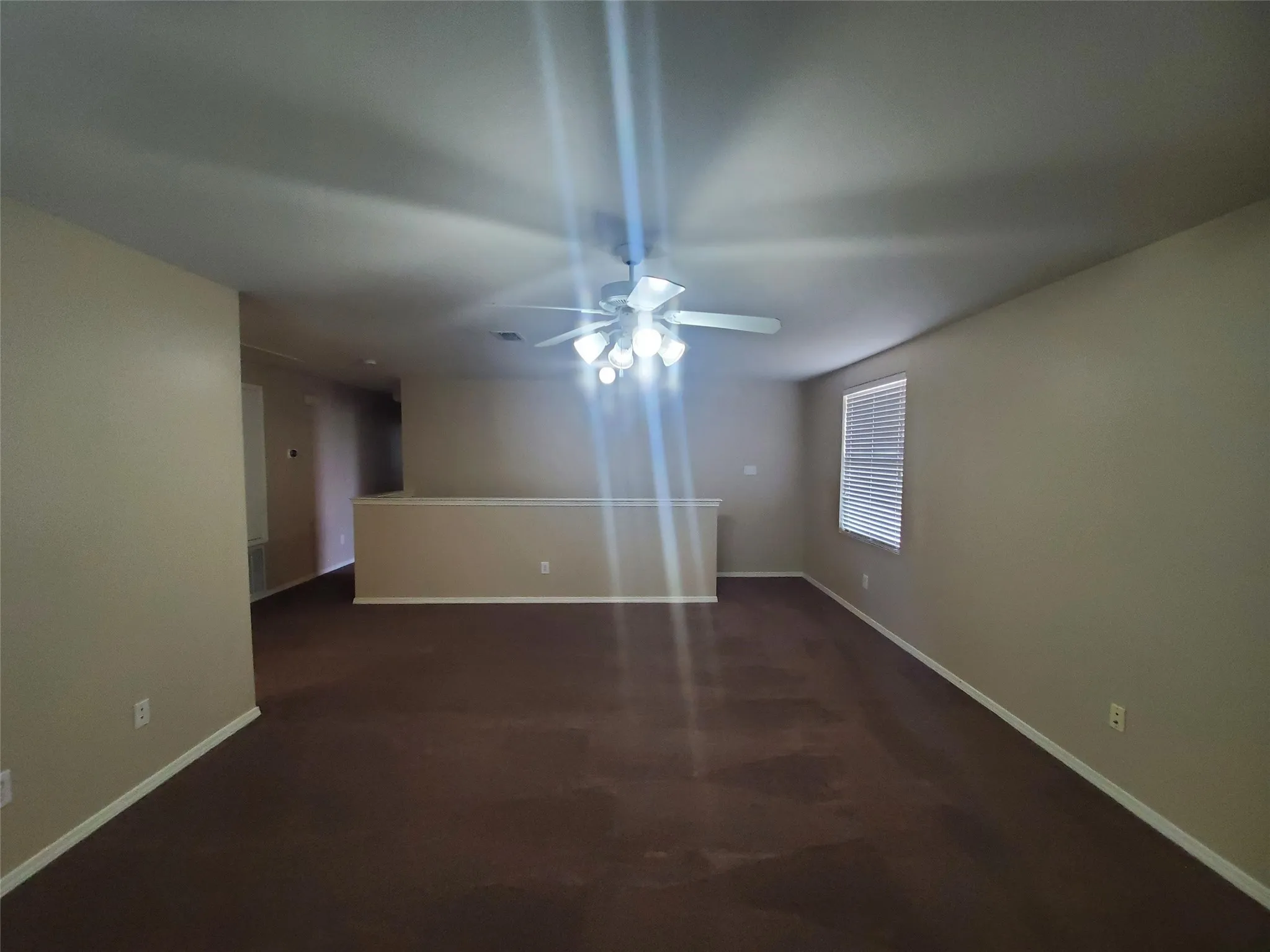 Single Family Residence For Rent in Dallas County , 2512 Comstock Lane, Mesquite, Texas 75181, 4 Bedroom, 3 Bathroom, 2 Garage spaces, 3,089 Sqft, built in 2006, mls#21390310, Real Estate Agent in Mesquite, Homes For Rent in Dallas county, Homes For Rent in Mesquite, Realtor in Mesquite Texas, Real Estate Brokerage Independent Realty Texas, Luminita Cordes Realtor