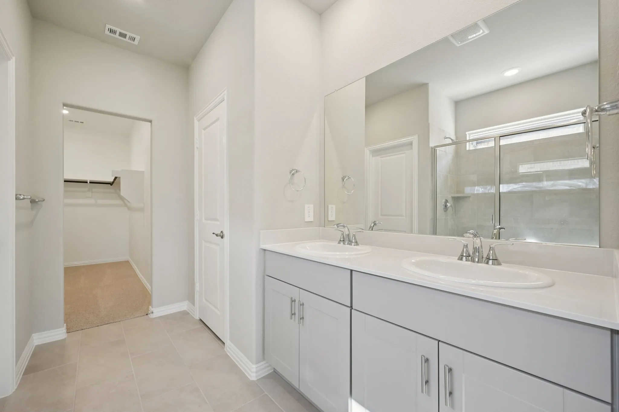 Photo is not of the actual home, but is an inspirational photo of builder’s model home and may depict options, furnishings, and/or decorator features that are not included.