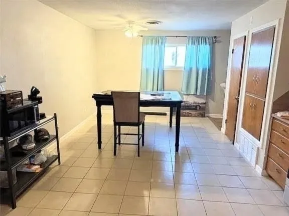 Single Family Residence For Sale in Wichita County , 1948 Hines Boulevard, Wichita Falls, Texas 76301, 3 Bedroom, 1 Bathroom, 2 Garage spaces, 1,960 Sqft, built in 1953, mls#21390294, Real Estate Agent in Wichita Falls, Homes For Sale in Wichita county, Homes For Sale in Wichita Falls, Realtor in Wichita Falls Texas, Real Estate Brokerage Independent Realty Texas, Luminita Cordes Realtor