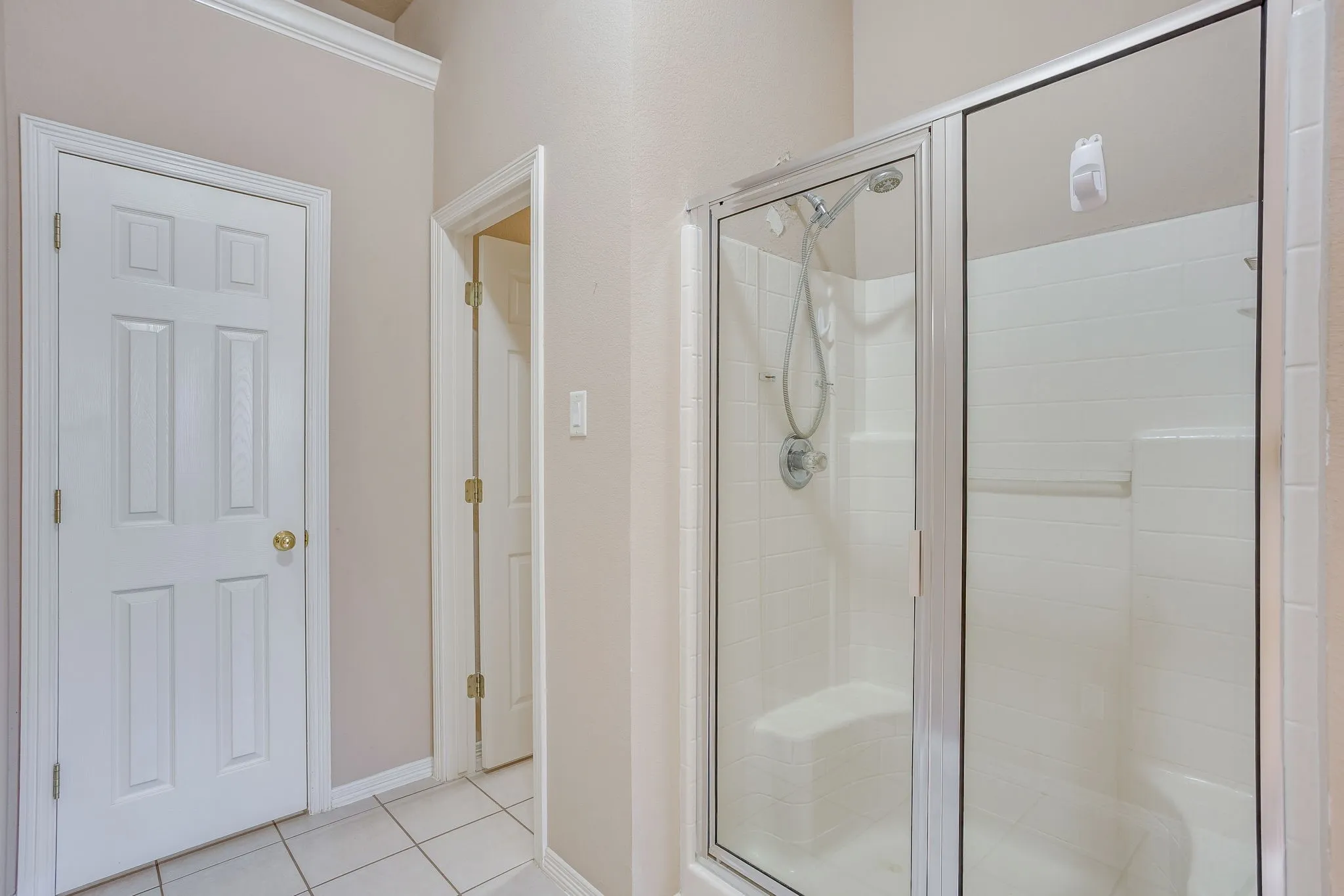 Single Family Residence For Sale in Tarrant County , 348 Marine Lane, Saginaw, Texas 76179, 4 Bedroom, 2 Bathroom, 2 Garage spaces, 2,421 Sqft, built in 2001, mls#21389241, Real Estate Agent in Saginaw, Homes For Sale in Tarrant county, Homes For Sale in Saginaw, Realtor in Saginaw Texas, Real Estate Brokerage Independent Realty Texas, Luminita Cordes Realtor