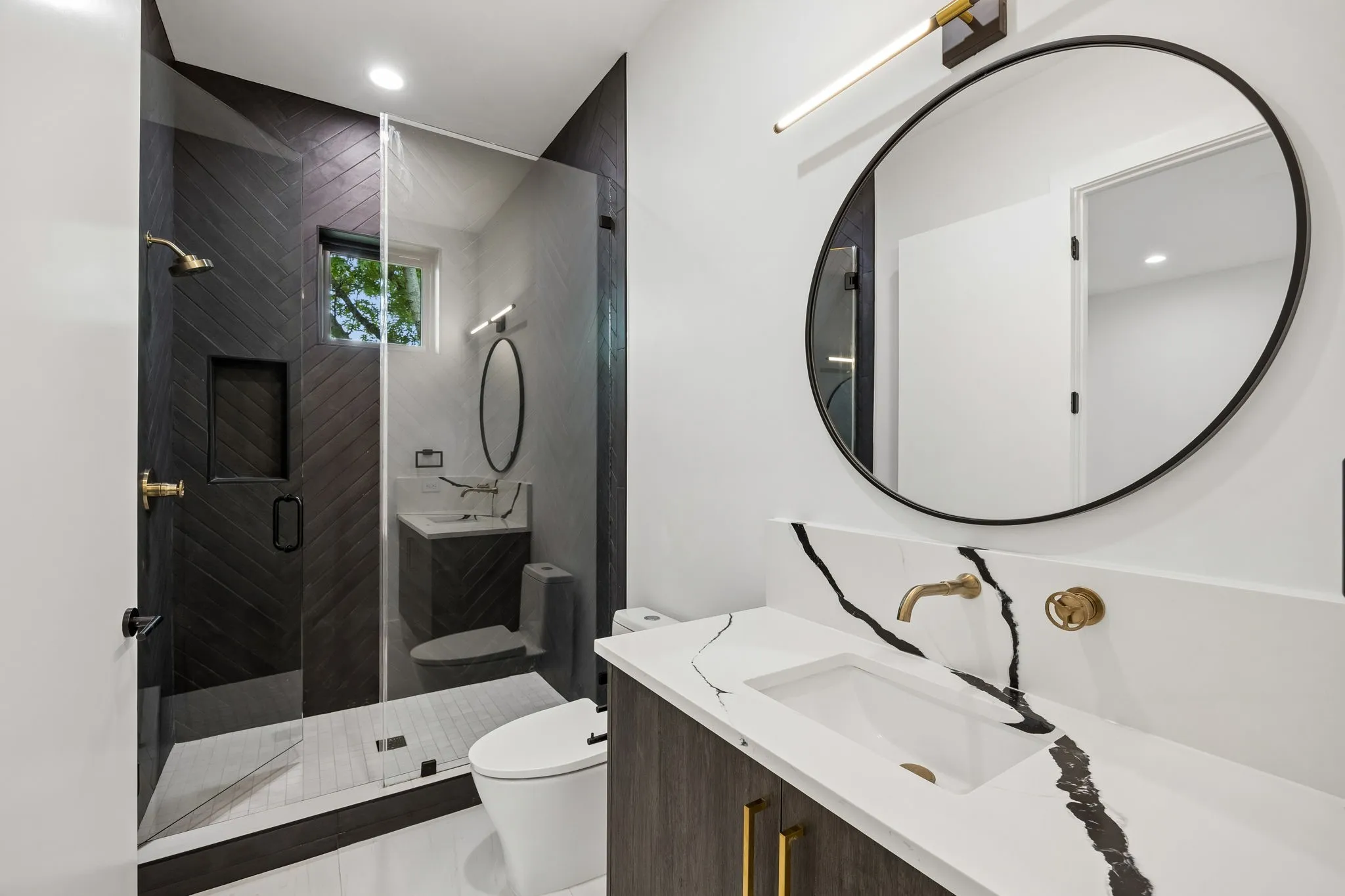 Single Family Residence For Rent in Dallas County , 6231 Mccommas Boulevard, Dallas, Texas 75214, 5 Bedroom, 6 Bathroom, 2 Garage spaces, 5,057 Sqft, built in 2025, mls#21390309, Real Estate Agent in Dallas, Homes For Rent in Dallas county, Homes For Rent in Dallas, Realtor in Dallas Texas, Real Estate Brokerage Independent Realty Texas, Luminita Cordes Realtor