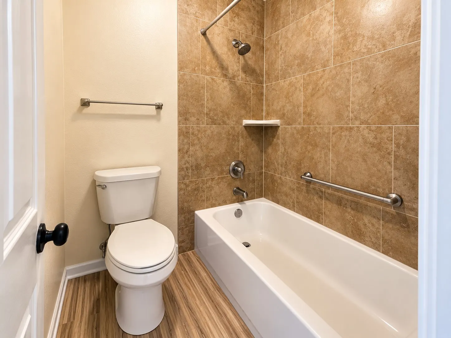Condominium For Rent in Dallas County , 12484 Abrams Road 2326, Dallas, Texas 75243, 2 Bedroom, 2 Bathroom, Garage spaces, 998 Sqft, built in 1982, mls#21390297, Real Estate Agent in Dallas, Homes For Rent in Dallas county, Homes For Rent in Dallas, Realtor in Dallas Texas, Real Estate Brokerage Independent Realty Texas, Luminita Cordes Realtor