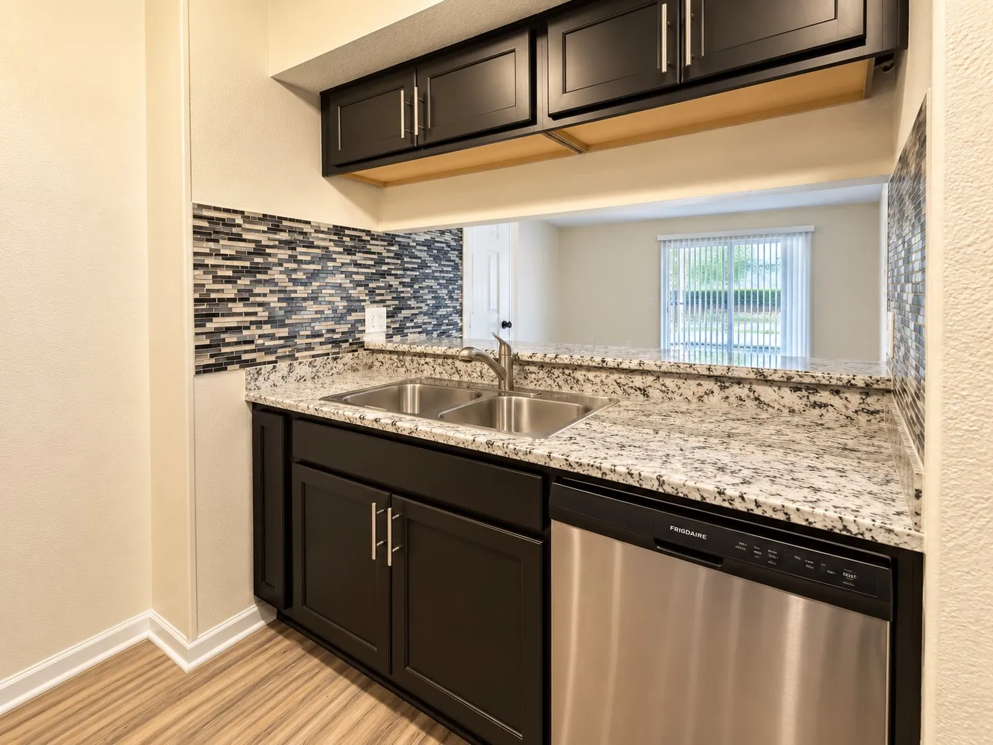 Condominium For Rent in Dallas County , 12484 Abrams Road 2326, Dallas, Texas 75243, 2 Bedroom, 2 Bathroom, Garage spaces, 998 Sqft, built in 1982, mls#21390297, Real Estate Agent in Dallas, Homes For Rent in Dallas county, Homes For Rent in Dallas, Realtor in Dallas Texas, Real Estate Brokerage Independent Realty Texas, Luminita Cordes Realtor