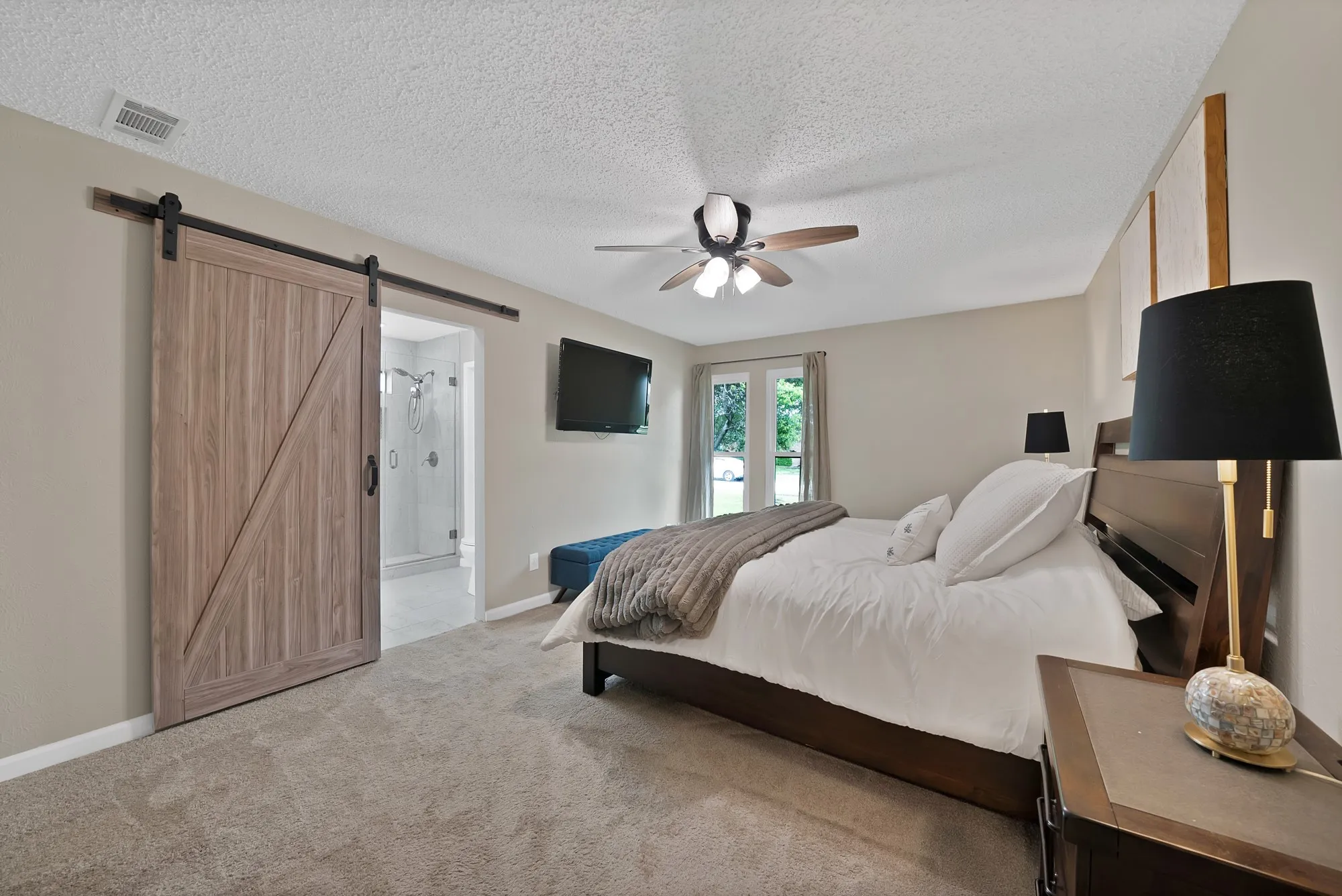 Single Family Residence For Rent in Collin County , 3220 Steven Drive, Plano, Texas 75023, 4 Bedroom, 2 Bathroom, 2 Garage spaces, 2,787 Sqft, built in 1979, mls#21389576, Real Estate Agent in Plano, Homes For Rent in Collin county, Homes For Rent in Plano, Realtor in Plano Texas, Real Estate Brokerage Independent Realty Texas, Luminita Cordes Realtor