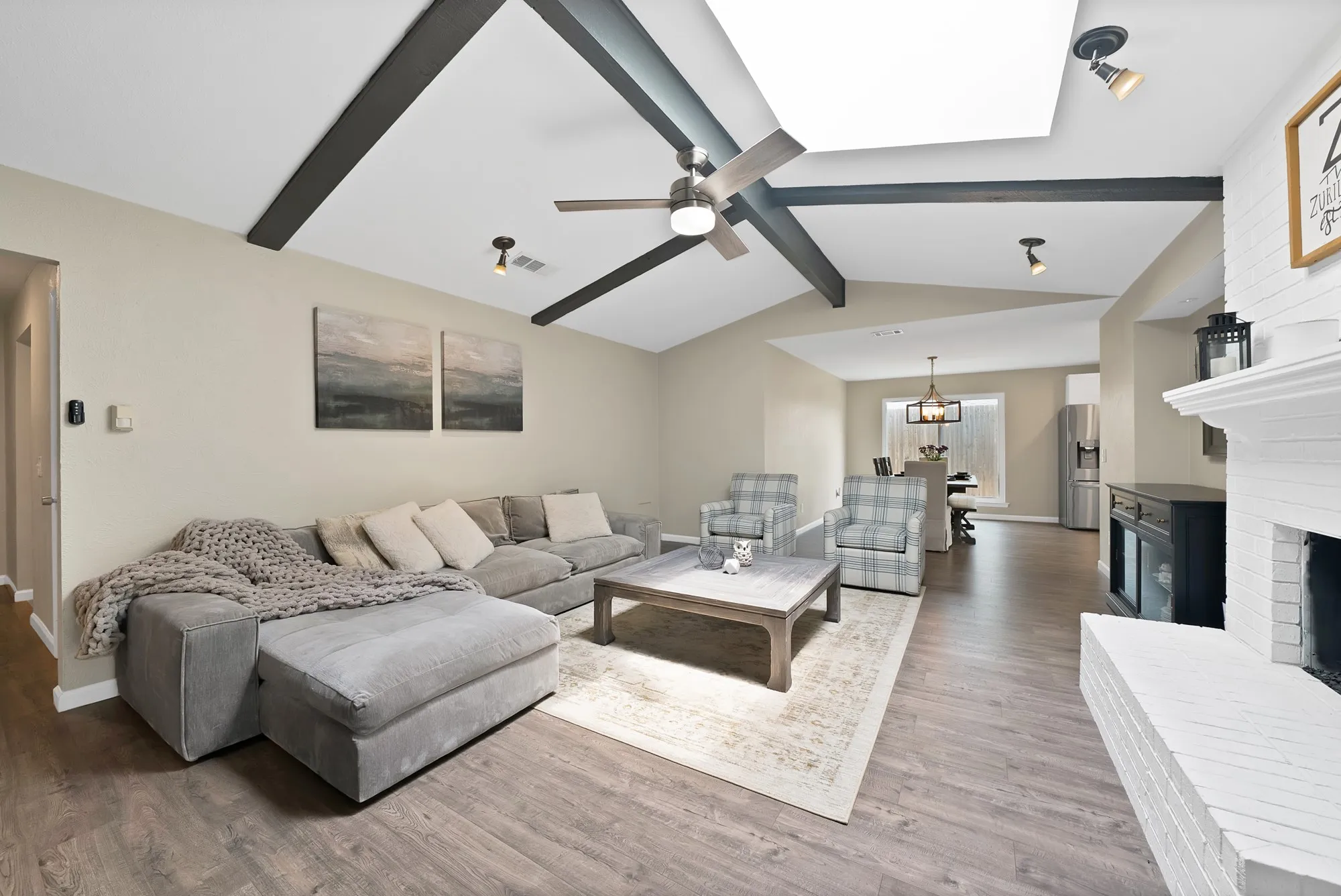 Single Family Residence For Rent in Collin County , 3220 Steven Drive, Plano, Texas 75023, 4 Bedroom, 2 Bathroom, 2 Garage spaces, 2,787 Sqft, built in 1979, mls#21389576, Real Estate Agent in Plano, Homes For Rent in Collin county, Homes For Rent in Plano, Realtor in Plano Texas, Real Estate Brokerage Independent Realty Texas, Luminita Cordes Realtor