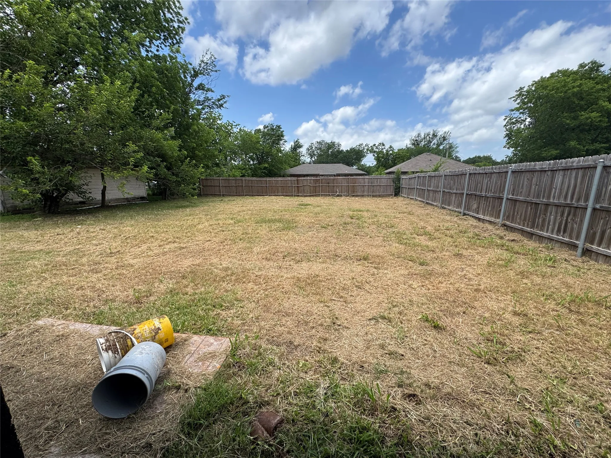Single Family Residence For Sale in Kaufman County , 708 Mount Olive Street, Terrell, Texas 75160, 3 Bedroom, 1 Bathroom, Garage spaces, 772 Sqft, built in 1962, mls#21390311, Real Estate Agent in Terrell, Homes For Sale in Kaufman county, Homes For Sale in Terrell, Realtor in Terrell Texas, Real Estate Brokerage Independent Realty Texas, Luminita Cordes Realtor