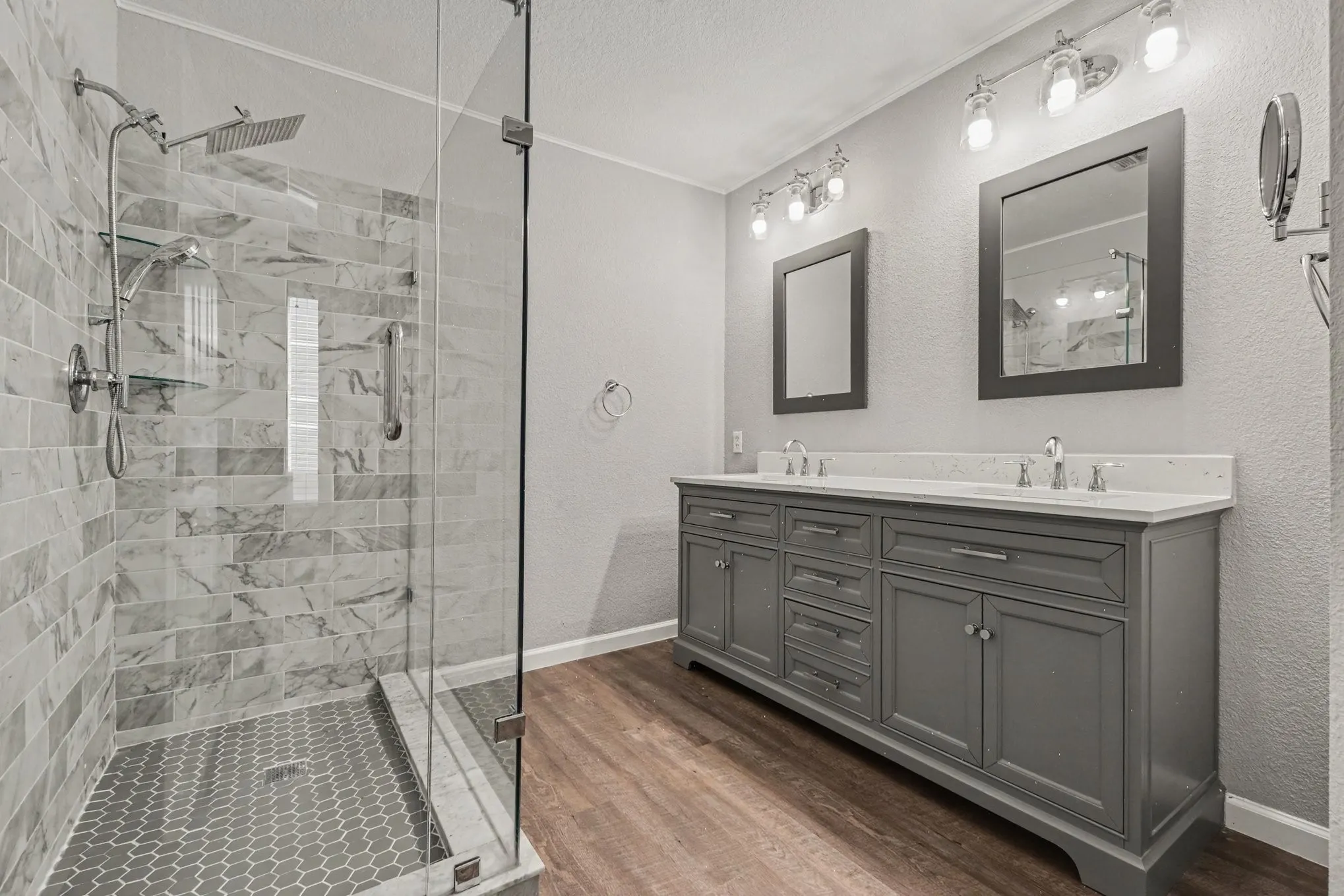 Townhouse For Sale in Collin County , 932 Avondale Lane, Plano, Texas 75025, 2 Bedroom, 3 Bathroom, 2 Garage spaces, 1,602 Sqft, built in 1999, mls#21387431, Real Estate Agent in Plano, Homes For Sale in Collin county, Homes For Sale in Plano, Realtor in Plano Texas, Real Estate Brokerage Independent Realty Texas, Luminita Cordes Realtor