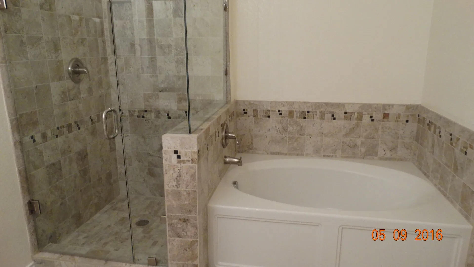 Single Family Residence For Rent in Denton County , 2681 Calmwater Drive, Little Elm, Texas 75068, 4 Bedroom, 3 Bathroom, 2 Garage spaces, 2,546 Sqft, built in 2005, mls#21390322, Real Estate Agent in Little Elm, Homes For Rent in Denton county, Homes For Rent in Little Elm, Realtor in Little Elm Texas, Real Estate Brokerage Independent Realty Texas, Luminita Cordes Realtor