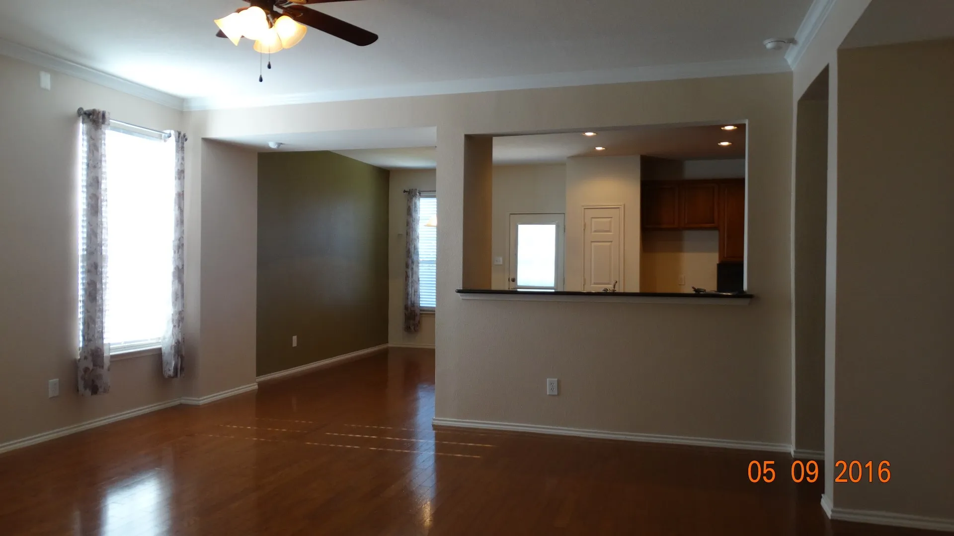 Single Family Residence For Rent in Denton County , 2681 Calmwater Drive, Little Elm, Texas 75068, 4 Bedroom, 3 Bathroom, 2 Garage spaces, 2,546 Sqft, built in 2005, mls#21390322, Real Estate Agent in Little Elm, Homes For Rent in Denton county, Homes For Rent in Little Elm, Realtor in Little Elm Texas, Real Estate Brokerage Independent Realty Texas, Luminita Cordes Realtor