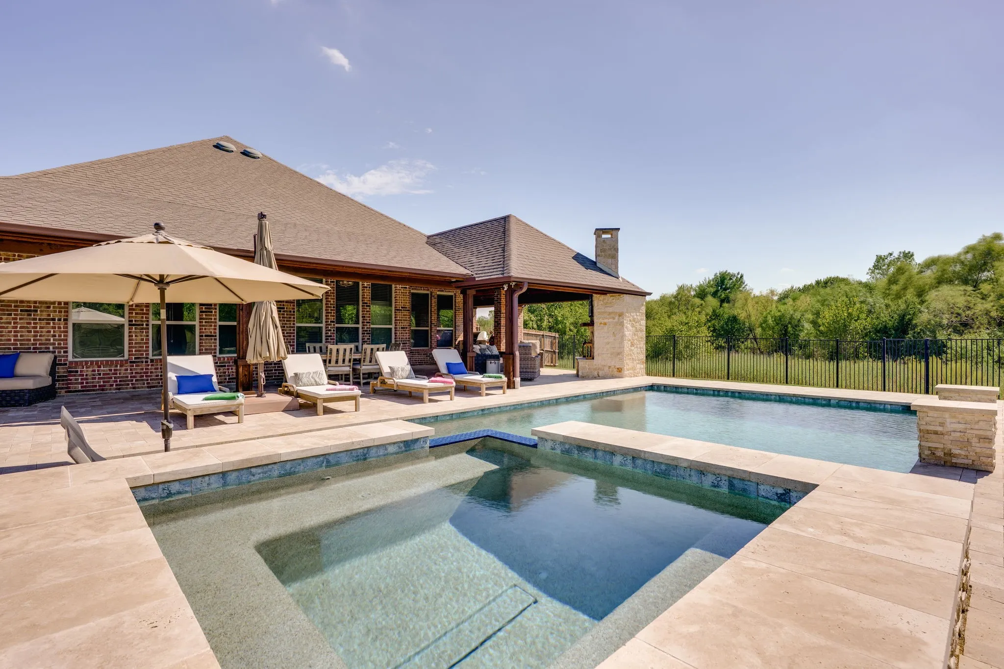 Single Family Residence For Sale in Denton County , 1412 Sundown Drive, Flower Mound, Texas 75028, 4 Bedroom, 3 Bathroom, 3 Garage spaces, 2,975 Sqft, built in 2012, mls#21390323, Real Estate Agent in Flower Mound, Homes For Sale in Denton county, Homes For Sale in Flower Mound, Realtor in Flower Mound Texas, Real Estate Brokerage Independent Realty Texas, Luminita Cordes Realtor