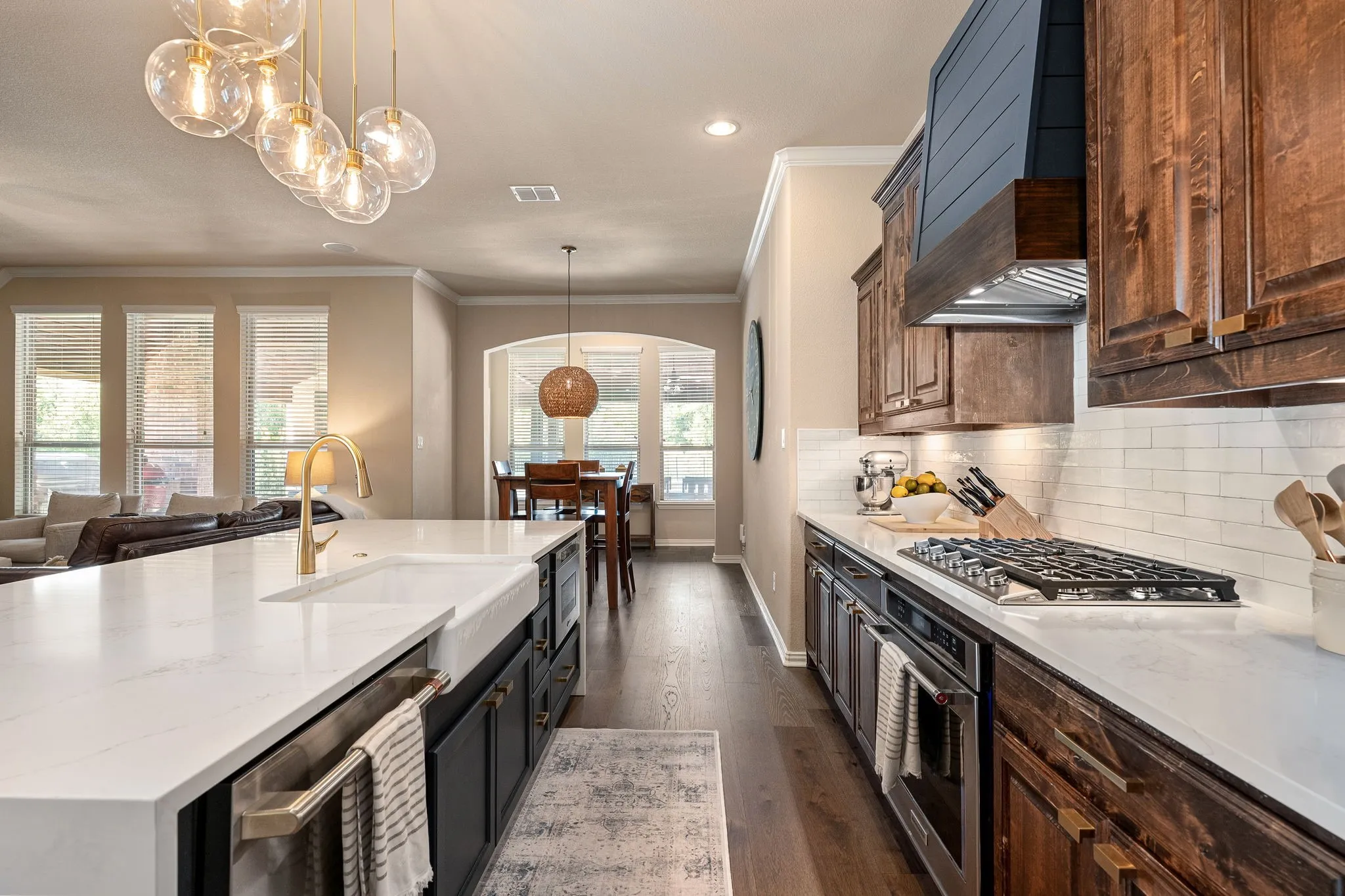 Single Family Residence For Sale in Denton County , 1412 Sundown Drive, Flower Mound, Texas 75028, 4 Bedroom, 3 Bathroom, 3 Garage spaces, 2,975 Sqft, built in 2012, mls#21390323, Real Estate Agent in Flower Mound, Homes For Sale in Denton county, Homes For Sale in Flower Mound, Realtor in Flower Mound Texas, Real Estate Brokerage Independent Realty Texas, Luminita Cordes Realtor