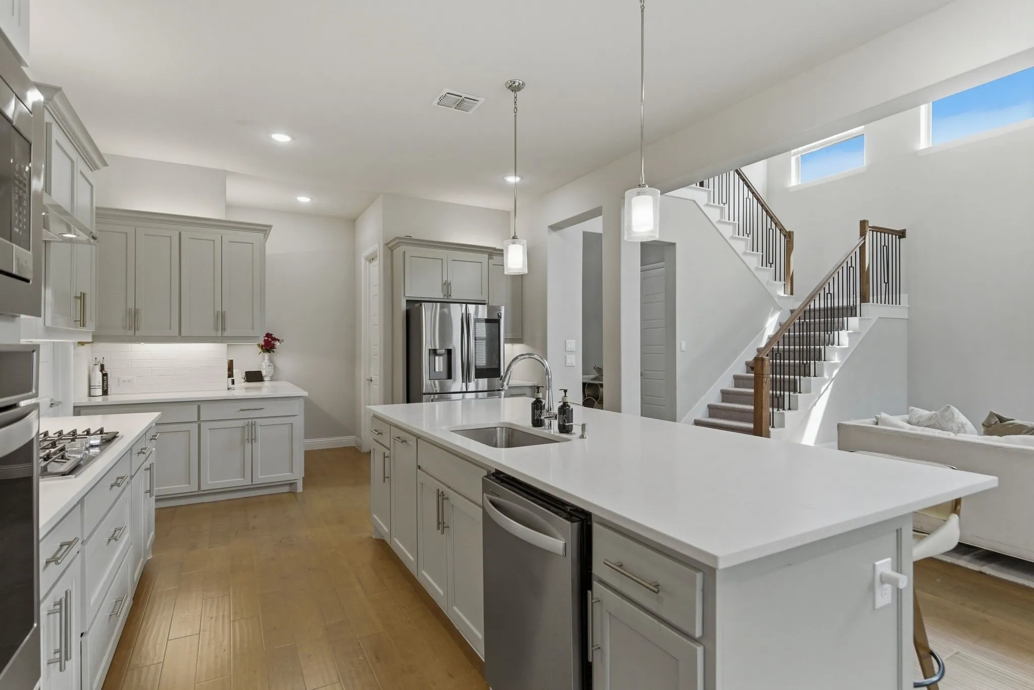 Single Family Residence For Rent in Collin County , 9607 Maple Hill Lane, Frisco, Texas 75035, 4 Bedroom, 4 Bathroom, 3 Garage spaces, 3,552 Sqft, built in 2021, mls#21390336, Real Estate Agent in Frisco, Homes For Rent in Collin county, Homes For Rent in Frisco, Realtor in Frisco Texas, Real Estate Brokerage Independent Realty Texas, Luminita Cordes Realtor