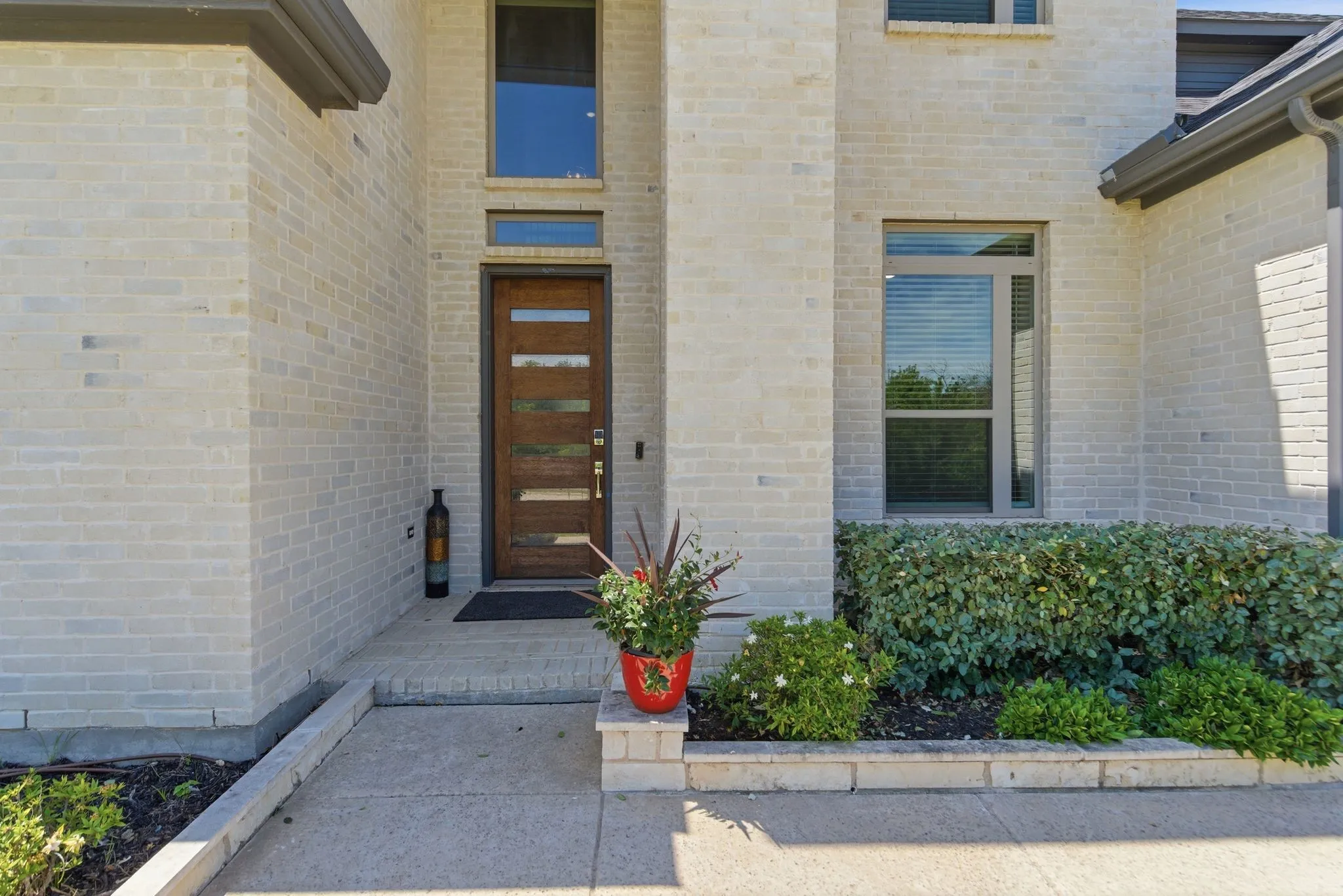 Single Family Residence For Rent in Collin County , 9607 Maple Hill Lane, Frisco, Texas 75035, 4 Bedroom, 4 Bathroom, 3 Garage spaces, 3,552 Sqft, built in 2021, mls#21390336, Real Estate Agent in Frisco, Homes For Rent in Collin county, Homes For Rent in Frisco, Realtor in Frisco Texas, Real Estate Brokerage Independent Realty Texas, Luminita Cordes Realtor