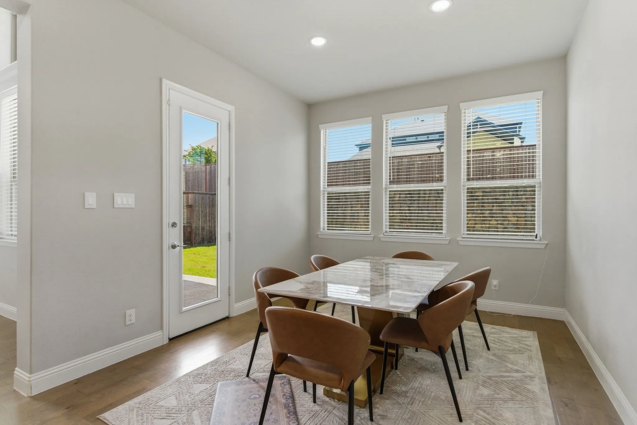 Single Family Residence For Rent in Collin County , 9607 Maple Hill Lane, Frisco, Texas 75035, 4 Bedroom, 4 Bathroom, 3 Garage spaces, 3,552 Sqft, built in 2021, mls#21390336, Real Estate Agent in Frisco, Homes For Rent in Collin county, Homes For Rent in Frisco, Realtor in Frisco Texas, Real Estate Brokerage Independent Realty Texas, Luminita Cordes Realtor
