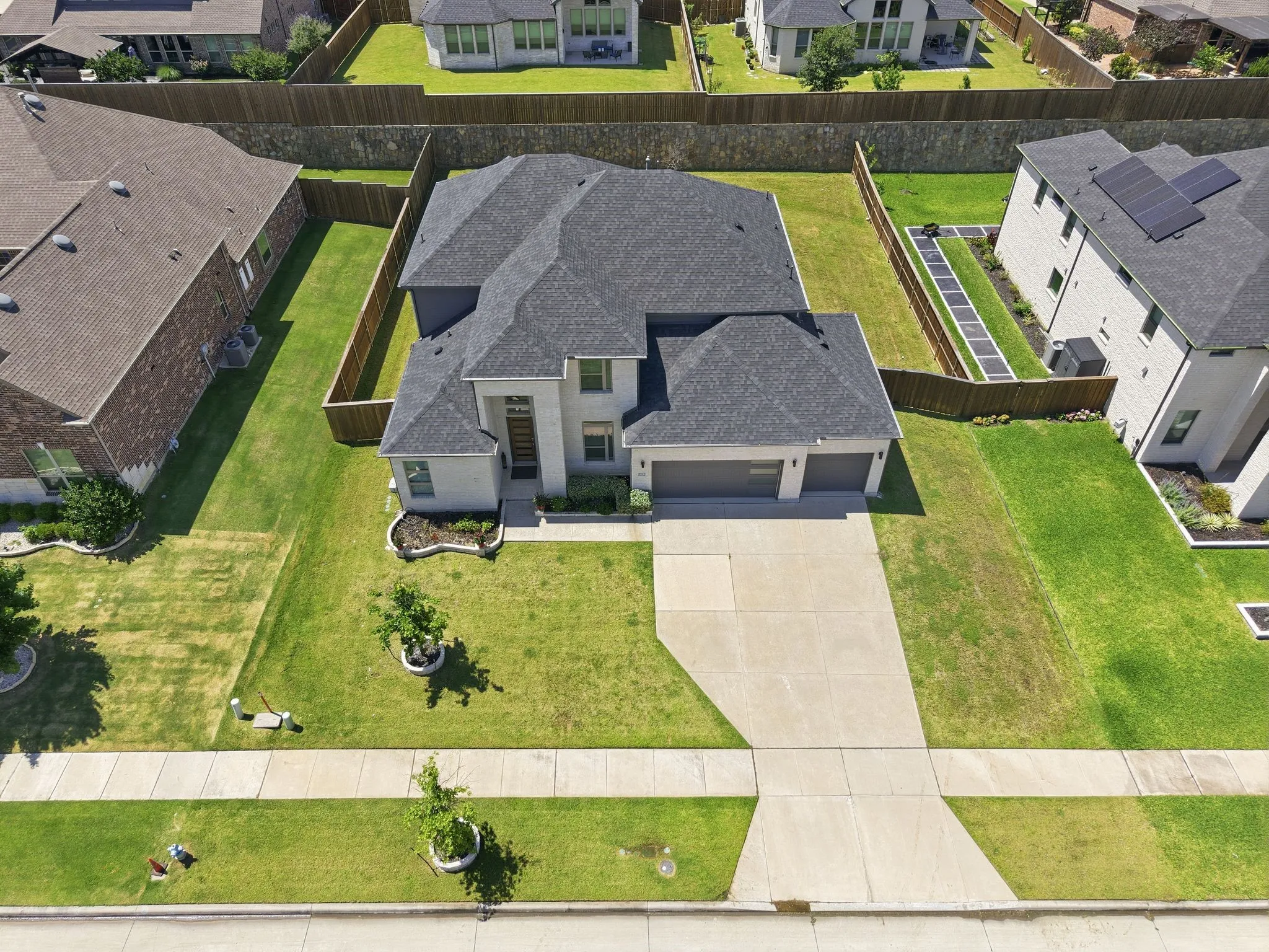 North Facing, Large lot