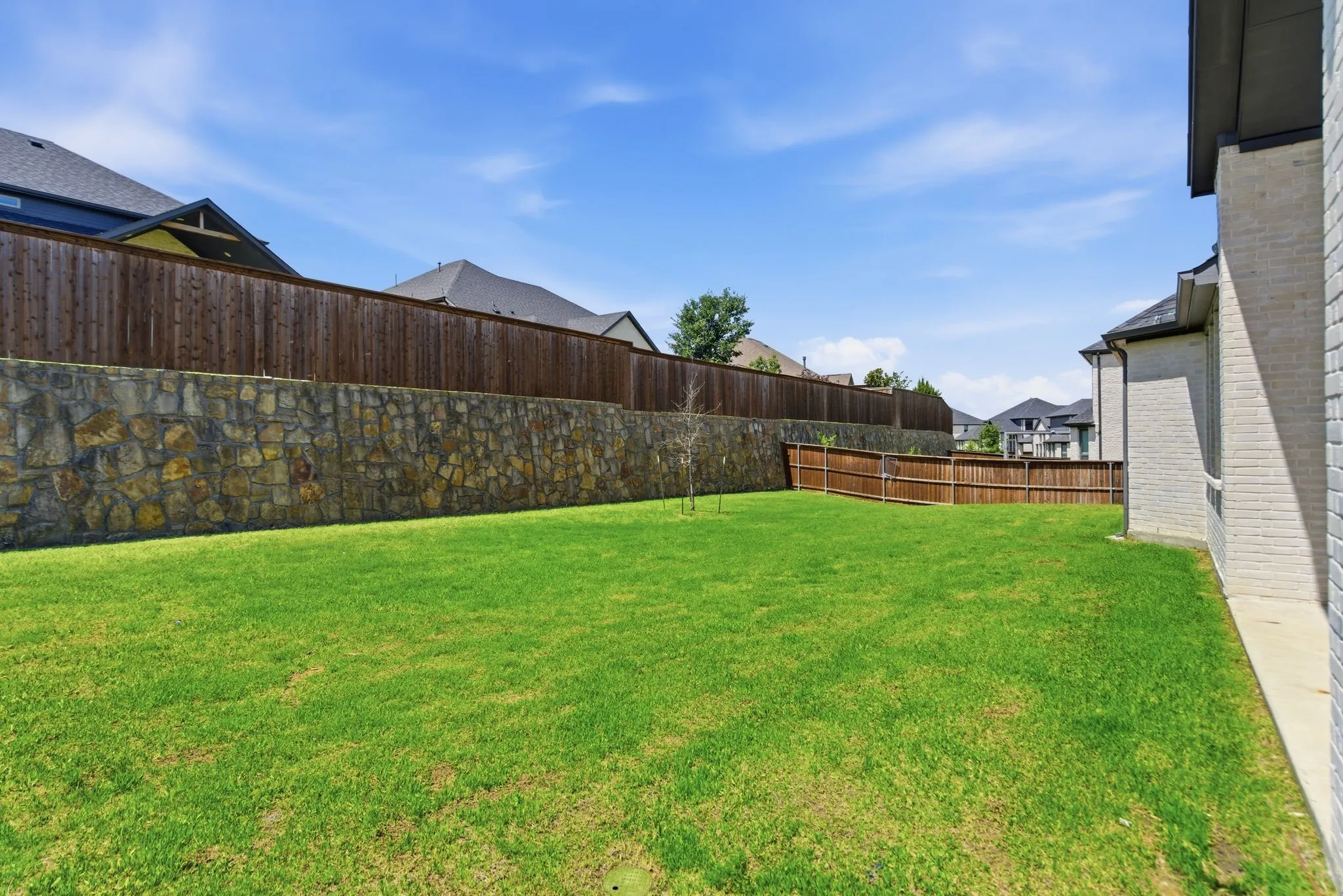 Single Family Residence For Rent in Collin County , 9607 Maple Hill Lane, Frisco, Texas 75035, 4 Bedroom, 4 Bathroom, 3 Garage spaces, 3,552 Sqft, built in 2021, mls#21390336, Real Estate Agent in Frisco, Homes For Rent in Collin county, Homes For Rent in Frisco, Realtor in Frisco Texas, Real Estate Brokerage Independent Realty Texas, Luminita Cordes Realtor
