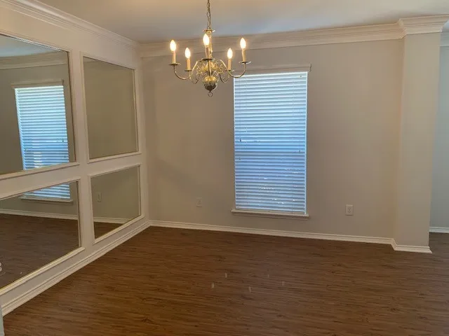 Formal Dining