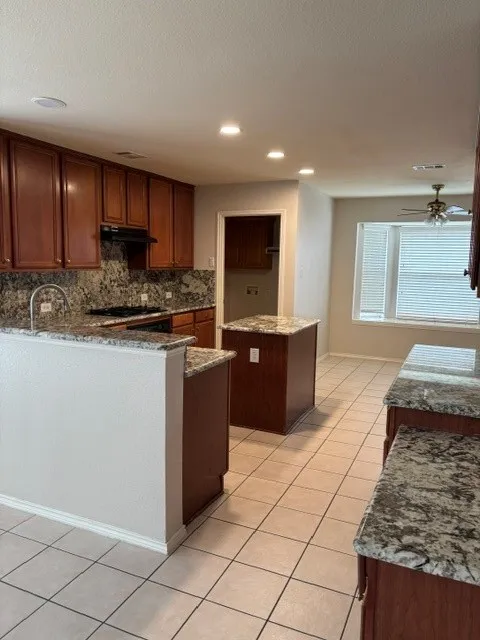 Single Family Residence For Rent in Collin County , 2420 Cimmaron Drive, Plano, Texas 75025, 4 Bedroom, 3 Bathroom, 2 Garage spaces, 2,860 Sqft, built in 2000, mls#21390341, Real Estate Agent in Plano, Homes For Rent in Collin county, Homes For Rent in Plano, Realtor in Plano Texas, Real Estate Brokerage Independent Realty Texas, Luminita Cordes Realtor