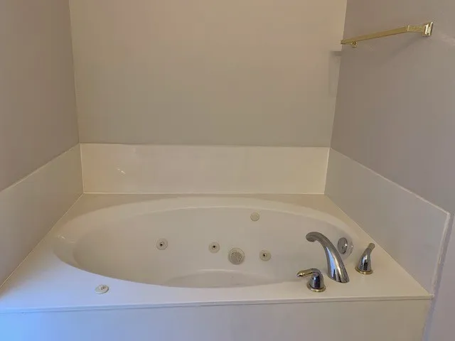 Jetted Tub