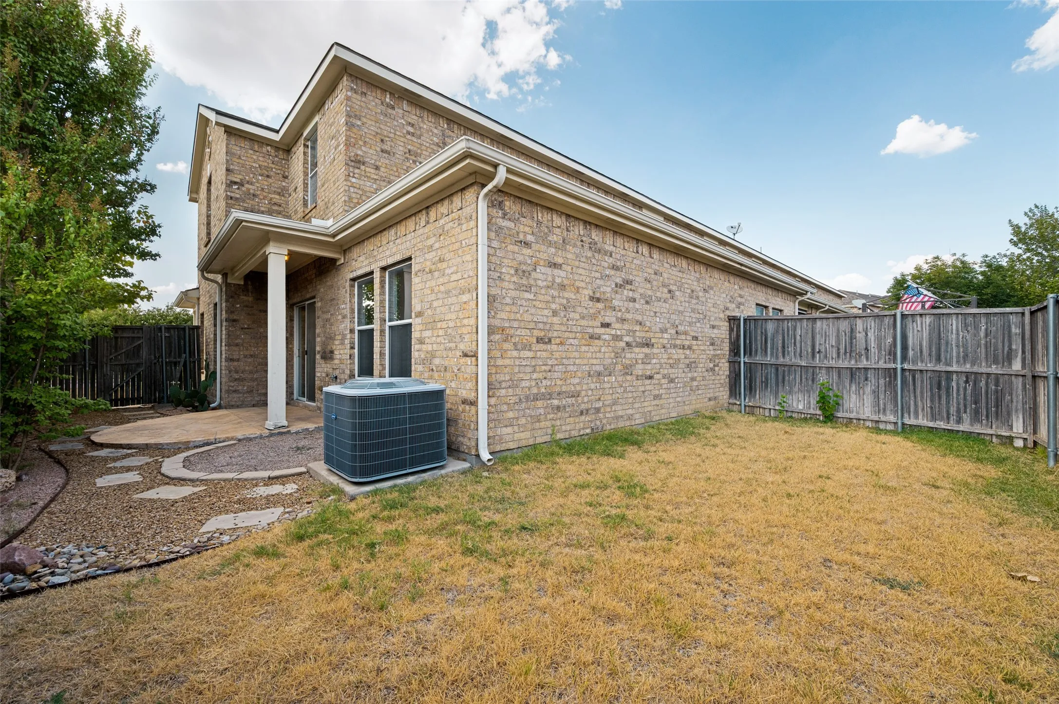 Large, private side yard