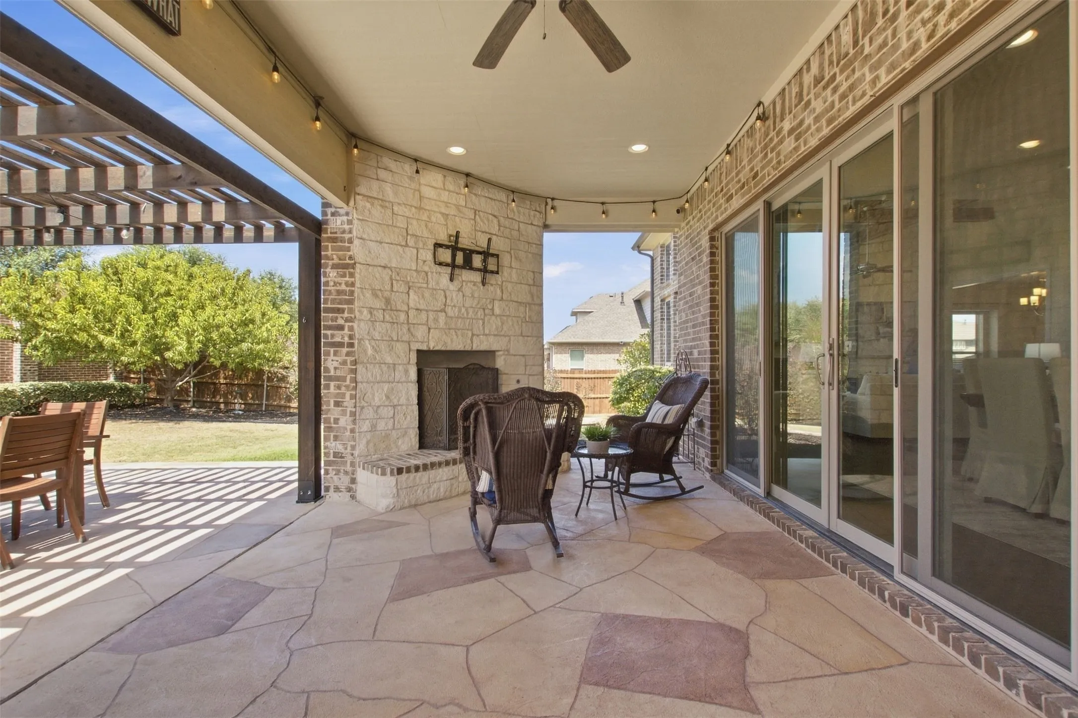 Single Family Residence For Sale in Collin County , 1201 Waterton Drive, Prosper, Texas 75078, 4 Bedroom, 4 Bathroom, 3 Garage spaces, 4,519 Sqft, built in 2017, mls#21348808, Real Estate Agent in Prosper, Homes For Sale in Collin county, Homes For Sale in Prosper, Realtor in Prosper Texas, Real Estate Brokerage Independent Realty Texas, Luminita Cordes Realtor