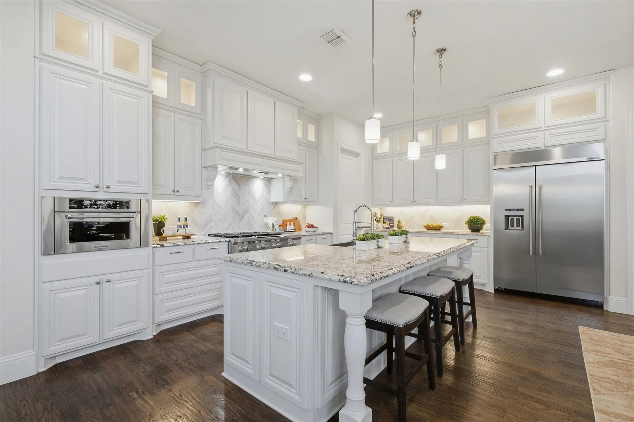 Luxury kitchen