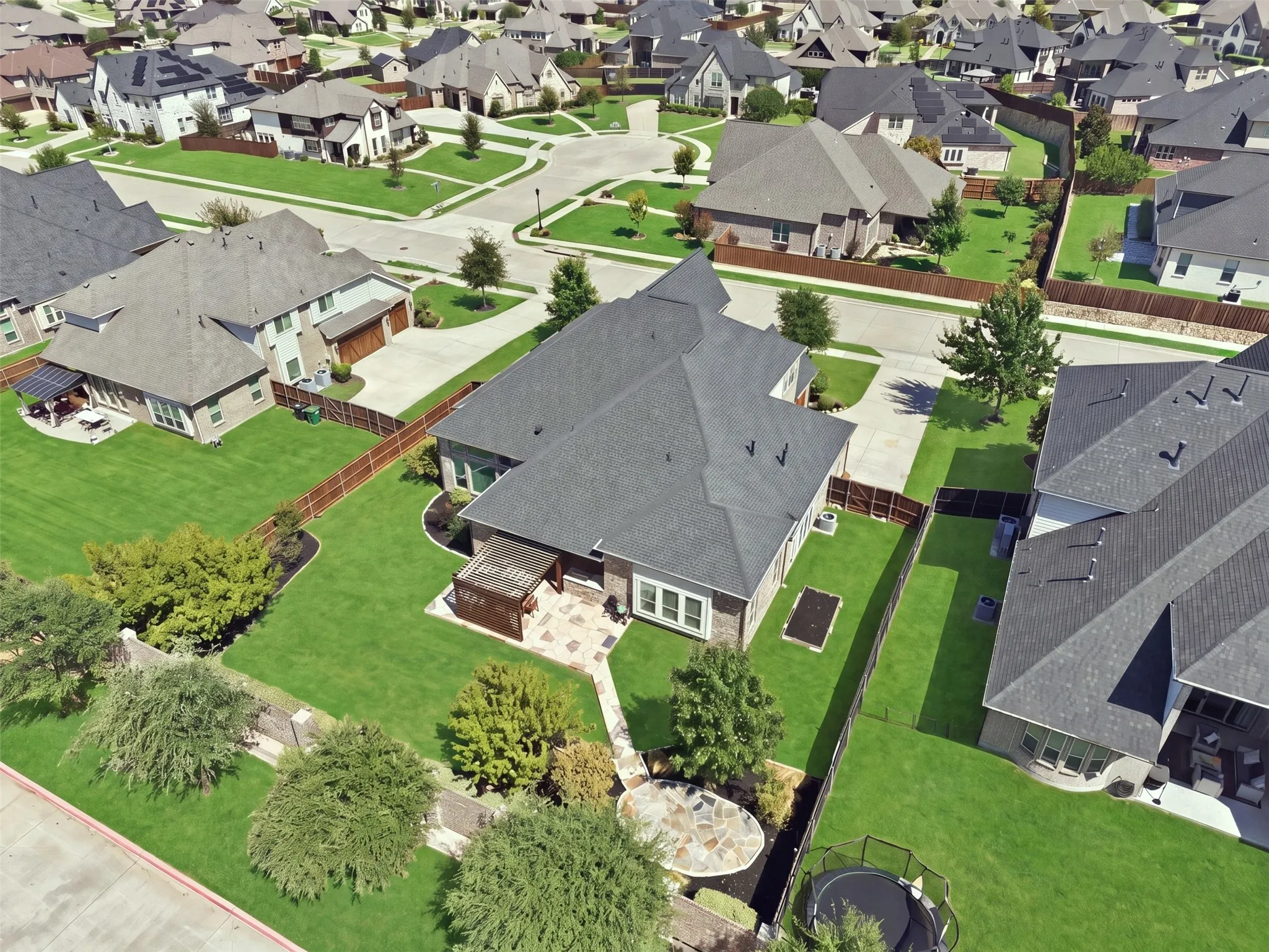 Single Family Residence For Sale in Collin County , 1201 Waterton Drive, Prosper, Texas 75078, 4 Bedroom, 4 Bathroom, 3 Garage spaces, 4,519 Sqft, built in 2017, mls#21348808, Real Estate Agent in Prosper, Homes For Sale in Collin county, Homes For Sale in Prosper, Realtor in Prosper Texas, Real Estate Brokerage Independent Realty Texas, Luminita Cordes Realtor
