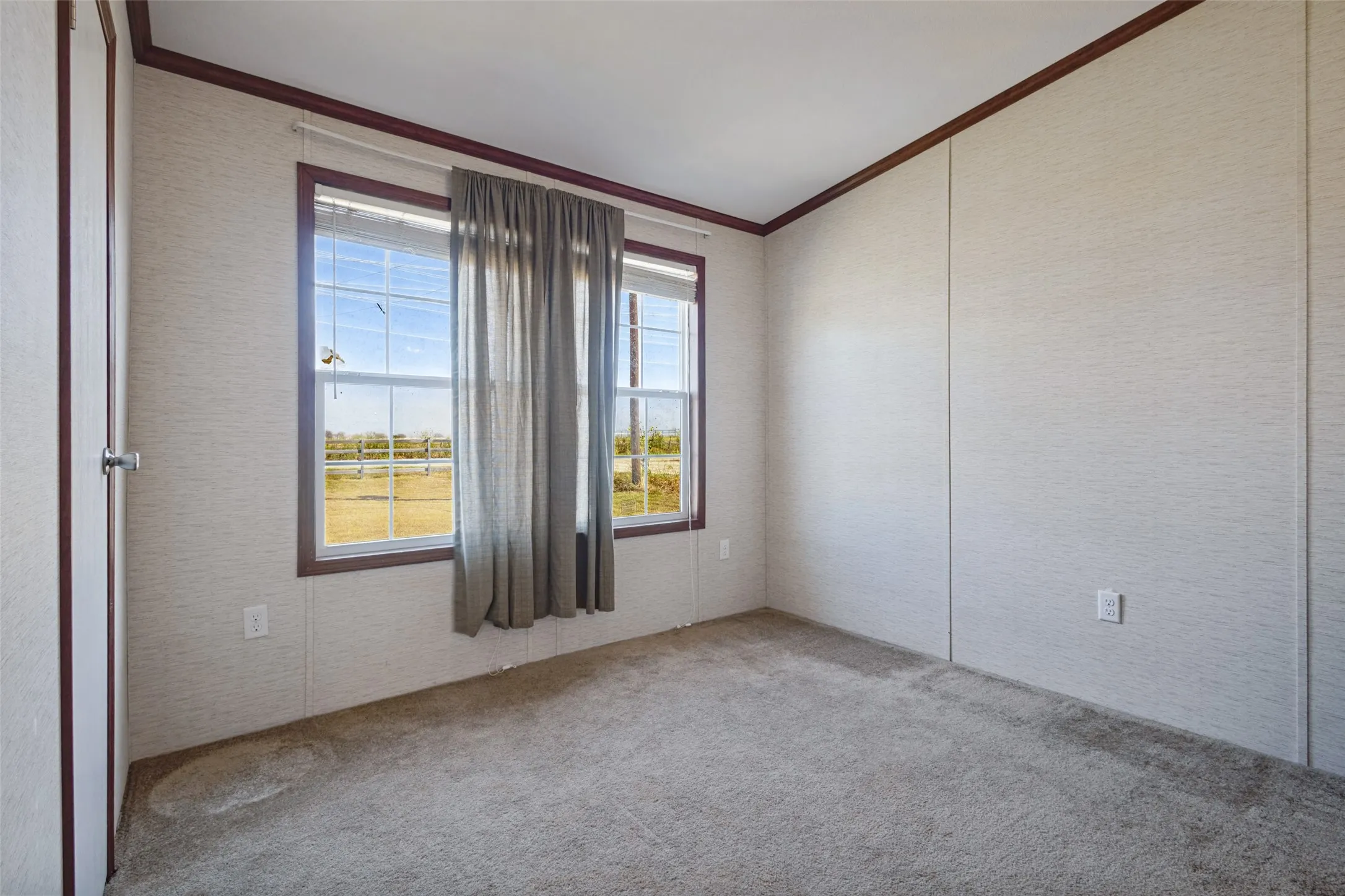 Mobile Home For Sale in Denton County , 8317 Old Stoney Road, Ponder, Texas 76259, 3 Bedroom, 2 Bathroom, Garage spaces, 1,920 Sqft, built in 2011, mls#21390143, Real Estate Agent in Ponder, Homes For Sale in Denton county, Homes For Sale in Ponder, Realtor in Ponder Texas, Real Estate Brokerage Independent Realty Texas, Luminita Cordes Realtor