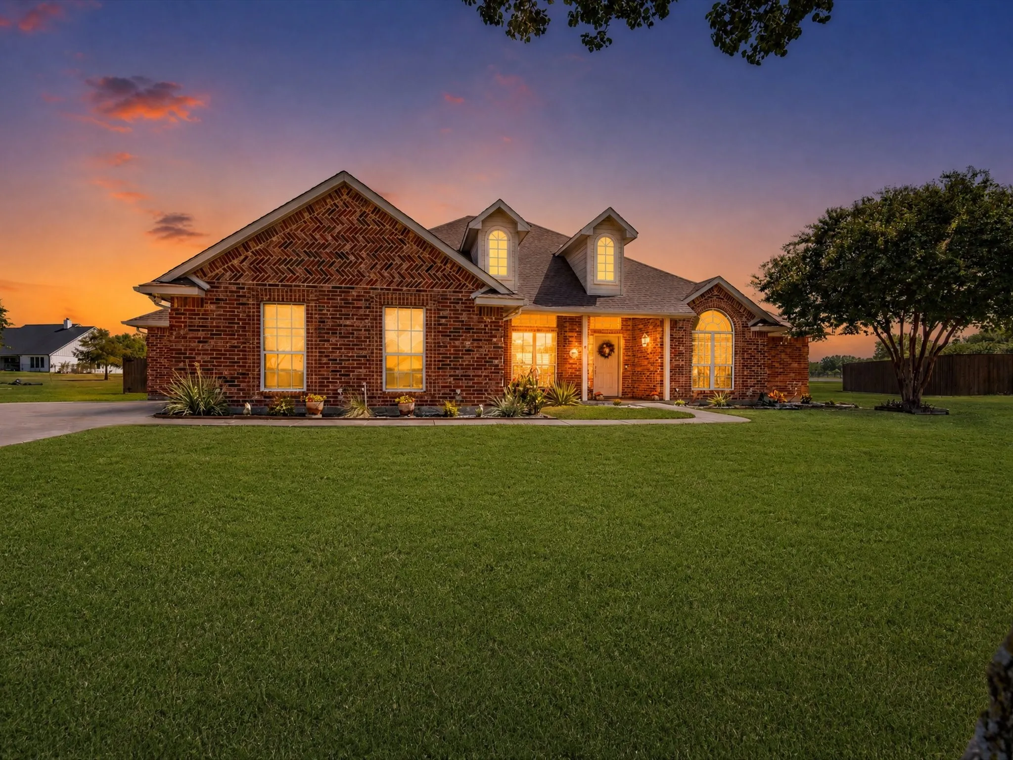 Single Family Residence For Sale