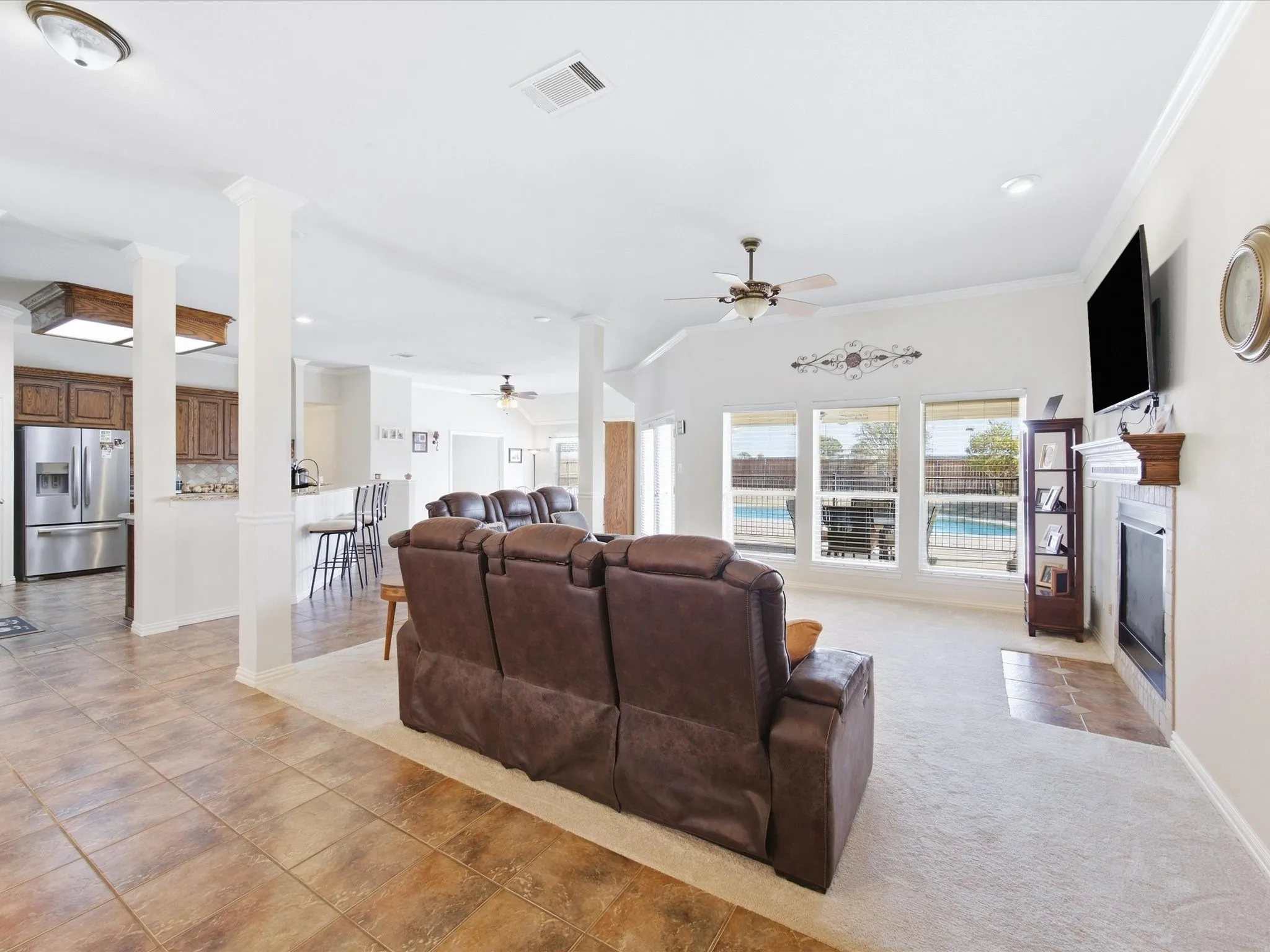 Single Family Residence For Sale in Ellis County , 5020 April Lane, Waxahachie, Texas 75165, 4 Bedroom, 3 Bathroom, 2 Garage spaces, 2,764 Sqft, built in 2004, mls#21386094, Real Estate Agent in Waxahachie, Homes For Sale in Ellis county, Homes For Sale in Waxahachie, Realtor in Waxahachie Texas, Real Estate Brokerage Independent Realty Texas, Luminita Cordes Realtor